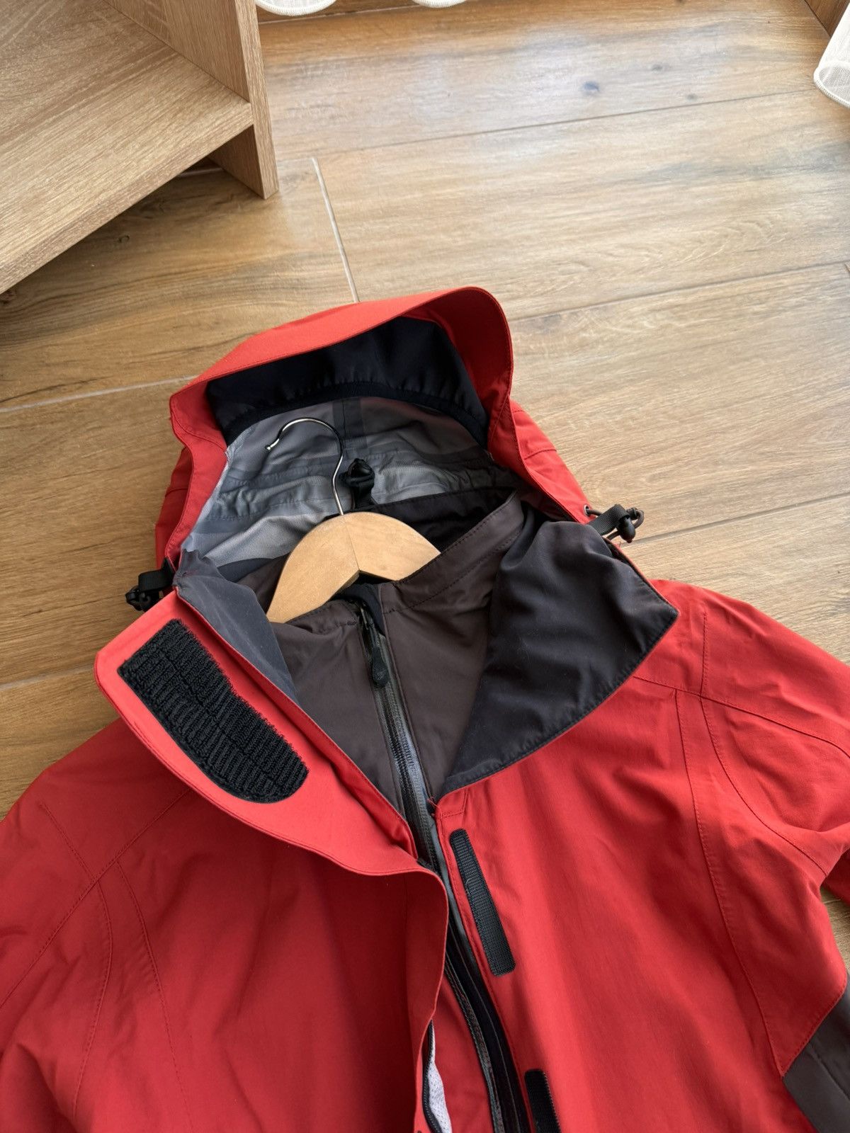Goretex × Vintage Vintage R’adys Outdoor Essentials Goretex Waterproof Jacket Size M / US 6-8 / IT 42-44 - 13 Thumbnail