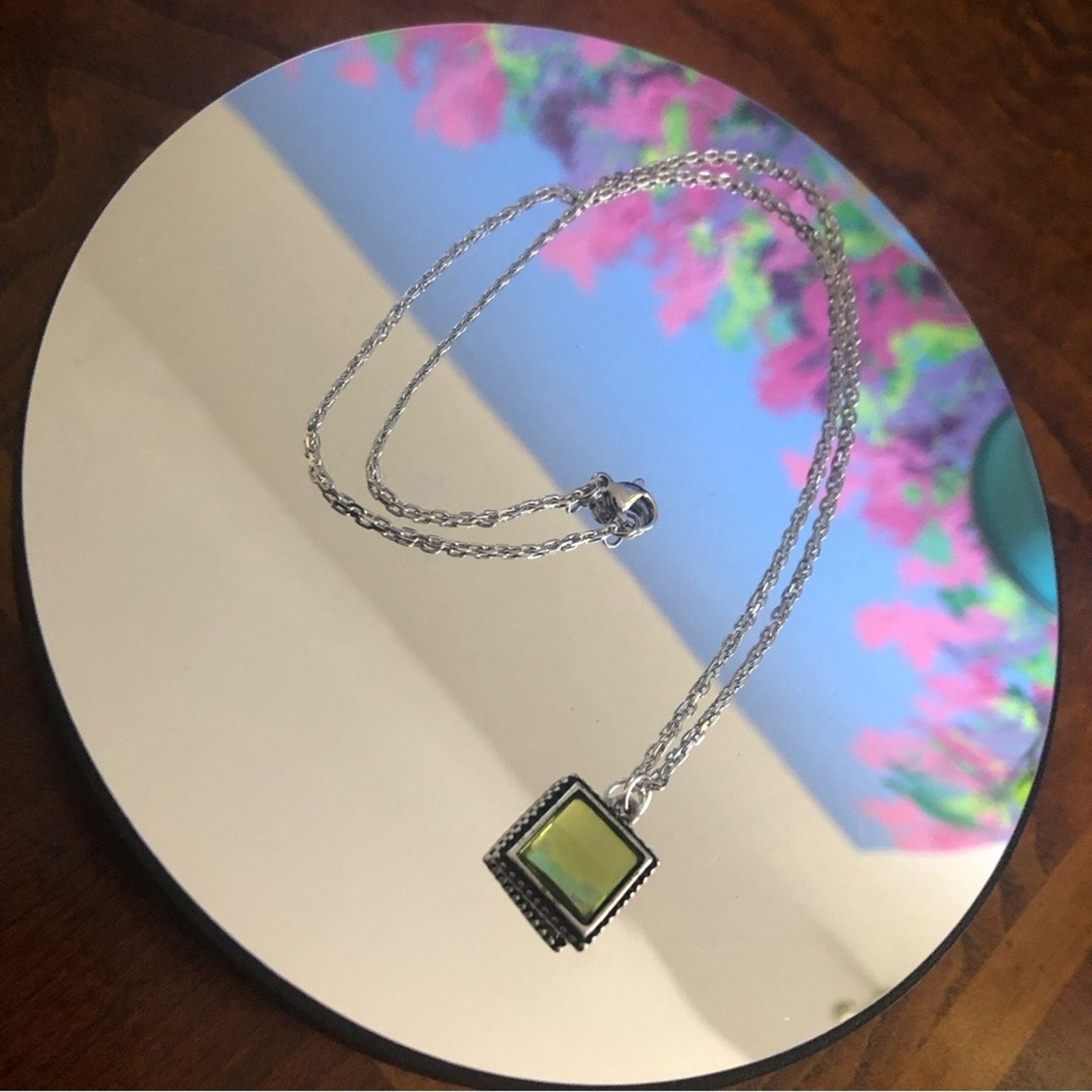 Handmade Handcrafted faceted dome peridot pendant on chain necklace Size ONE SIZE - 11 Thumbnail