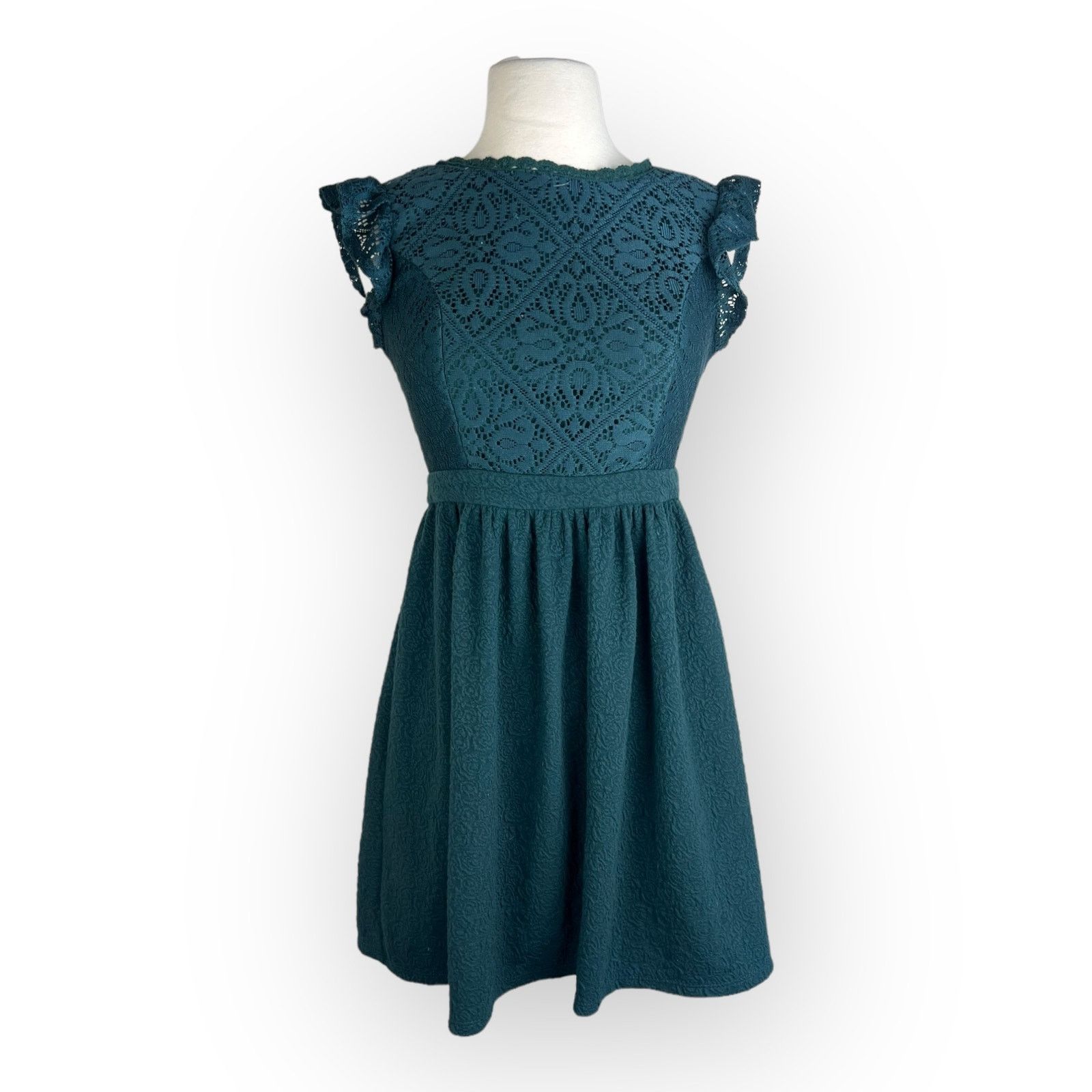 Vintage Women's Xhilaration Green Lace Dress Elegant Flutter Sleeves Size S / US 4 / IT 40 - 5 Thumbnail