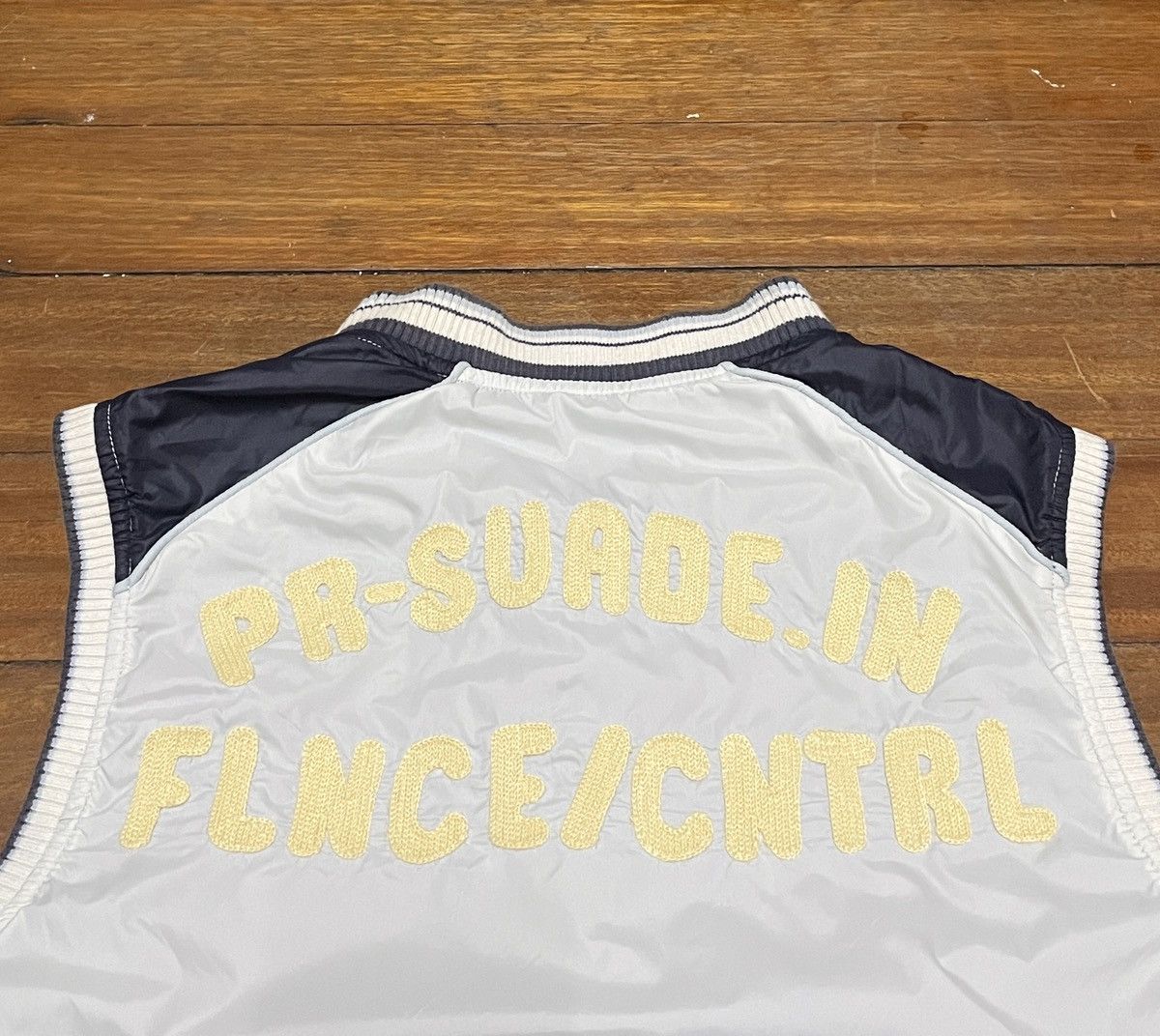 Diesel Very Rare Vintage Brand Diesel Sukajan Reversible Vest 1990s Size US S / EU 44-46 / 1 - 8 Thumbnail
