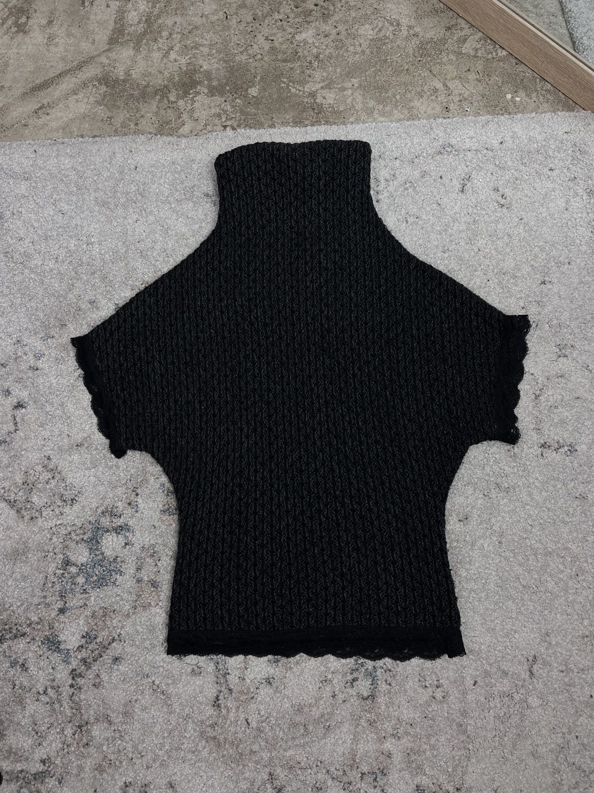 Vintage ASYMMETRICAL VINTAGE AVANTGARDE KNITTED T SHIRT - 06 Size L / US 10 / IT 46 - 1 Thumbnail