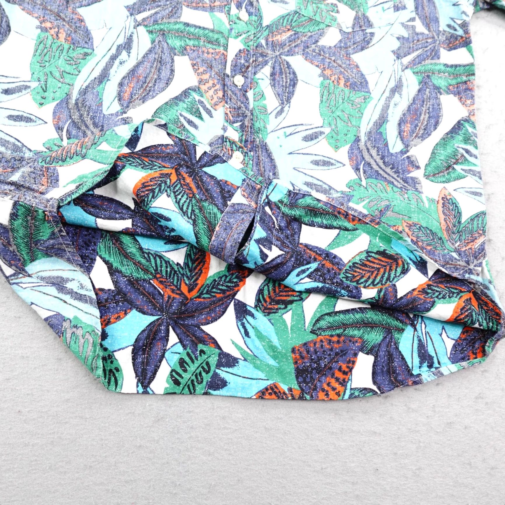 RVCA VINTAGE RVCA Shirt Mens Large White/Green/Blue Hawaiian Reverse Print Jungle Aloha Surf Size US L / EU 52-54 / 3 - 4 Thumbnail