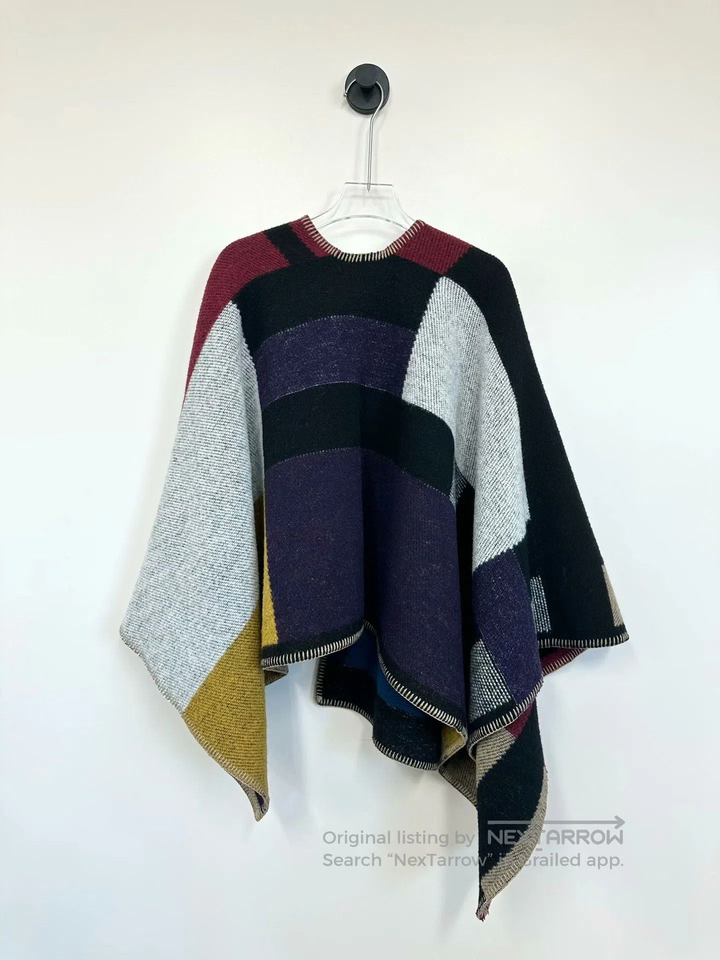Burberry Burberry size F Dual Tone Wool Plaid Shawl| Size S / US 4 / IT 40 - 2 Thumbnail