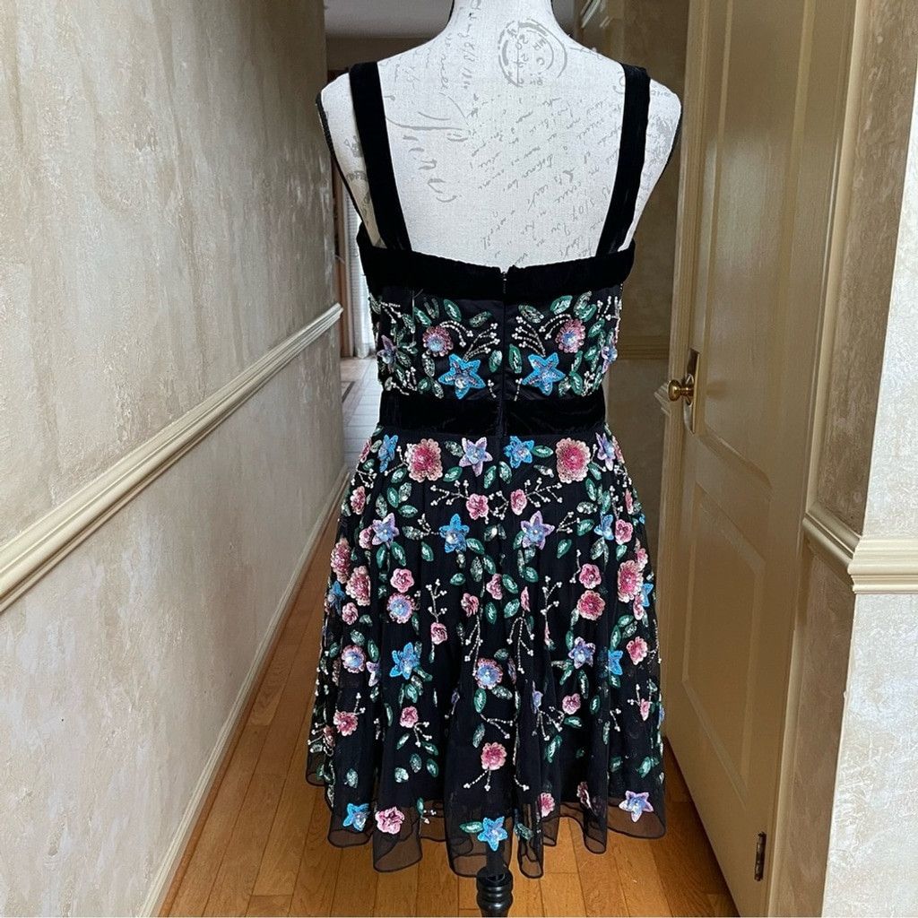 Mac Duggal Mac Duggal Sequin Floral Mesh Cocktail Dress Sz 6 Whimsigoth Size M / US 6-8 / IT 42-44 - 11 Thumbnail