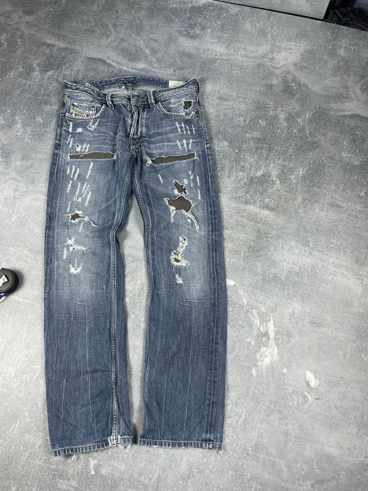 Diesel Crazy Diesel Larkee patch distressed baggy jeans Size US 32 / EU 48 - 2 Thumbnail