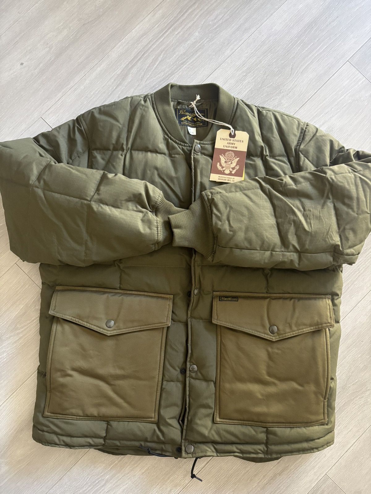 Bronson MFG. CO. Bronson Box Quilted Down Liner Modified XL NWT Size US XL / EU 56 / 4 - 4 Thumbnail