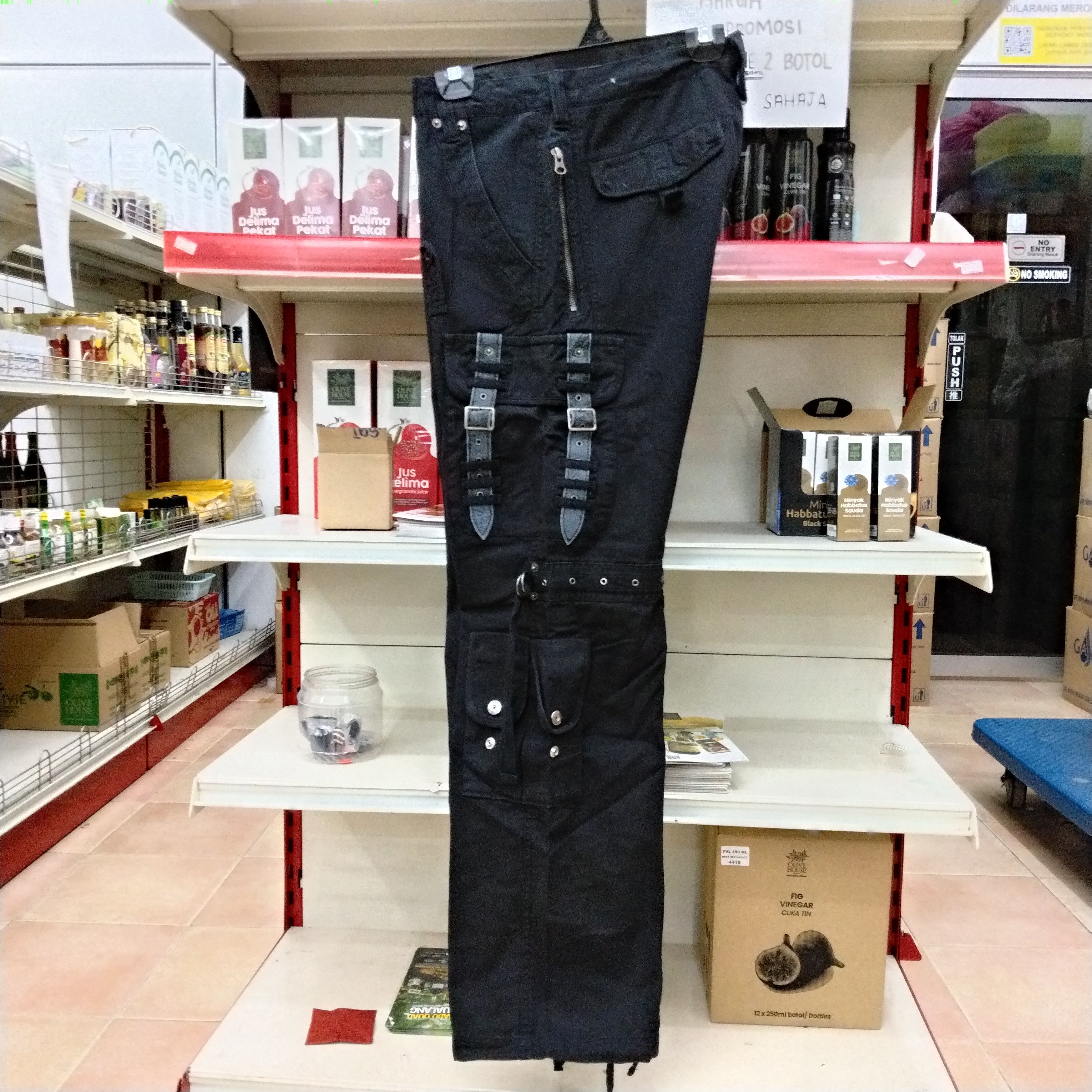 Japanese Brand 13 Multipocket Bondage Cargo Pant Size US 34 / EU 50 - 4 Thumbnail