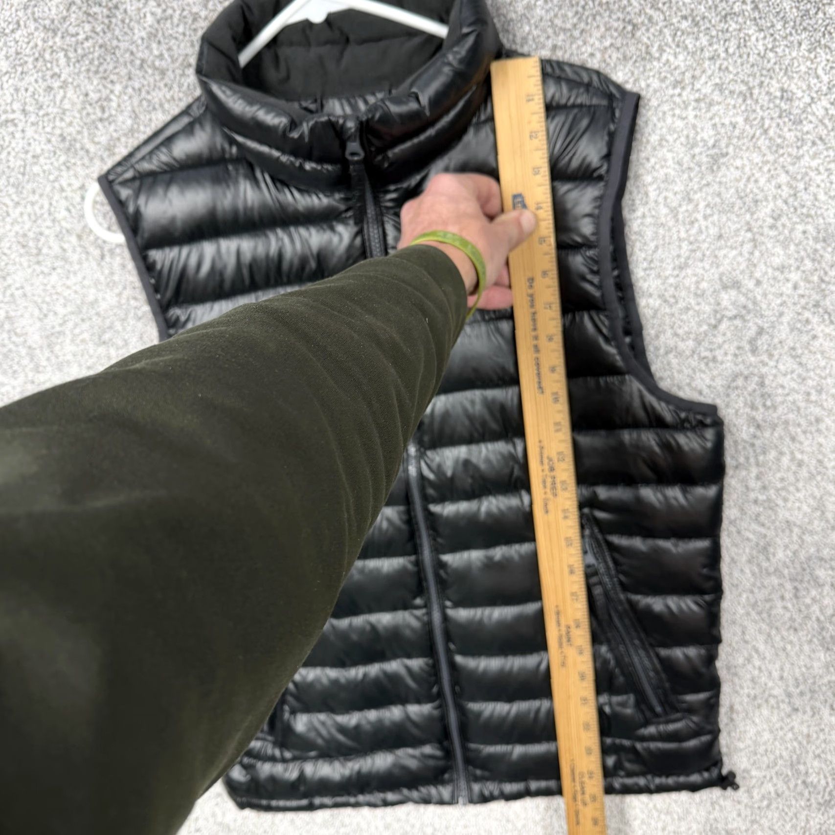 American Eagle Outfitters American Eagle Vest Mens Small Black Quilted Puffer Lightweight Full Zip Pockets Size US S / EU 44-46 / 1 - 2 Thumbnail
