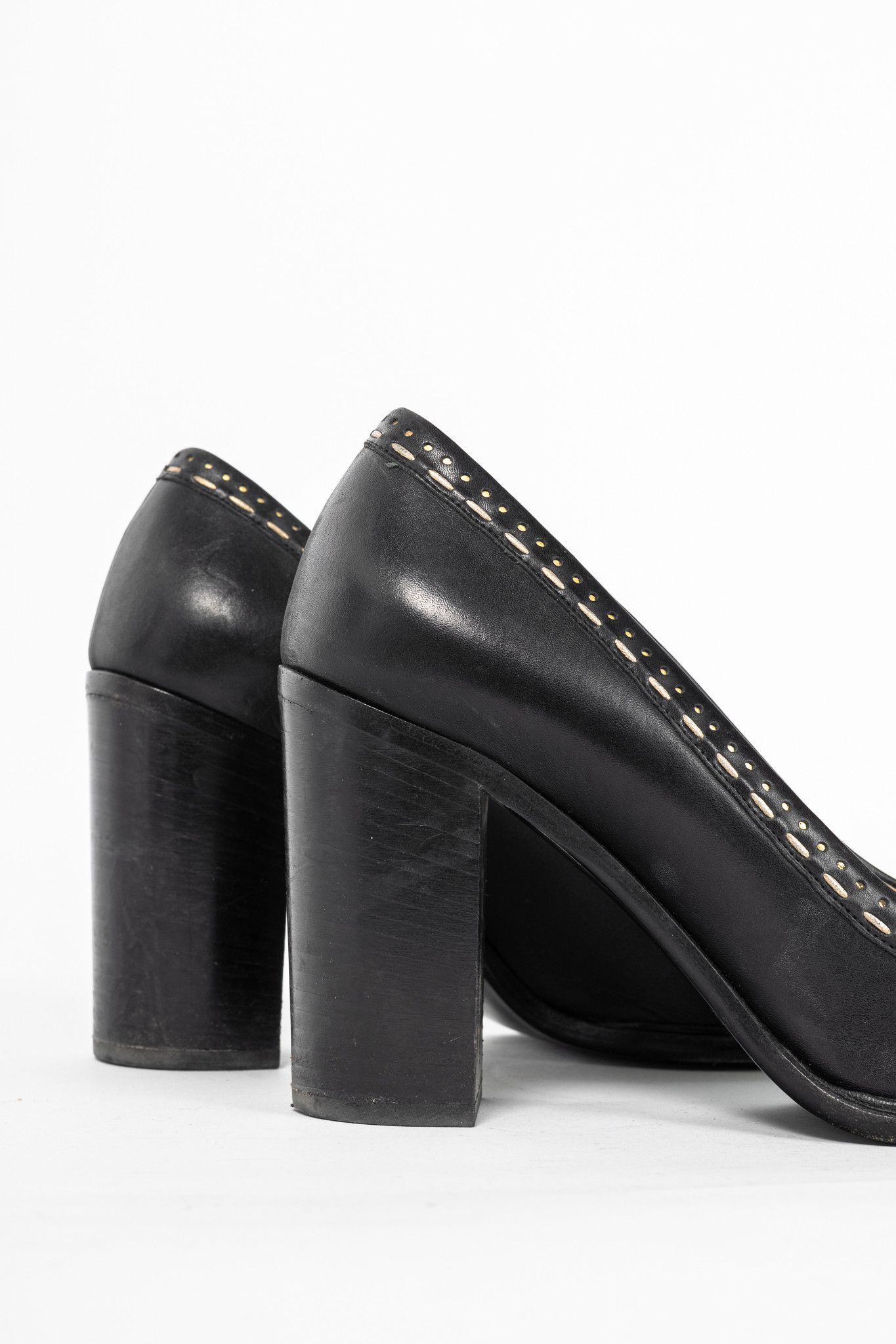 Salvatore Ferragamo Salvatore Ferragamo Fele Gancino Stitched Block-Heel Pumps Size US 10 / IT 40 - 8 Thumbnail