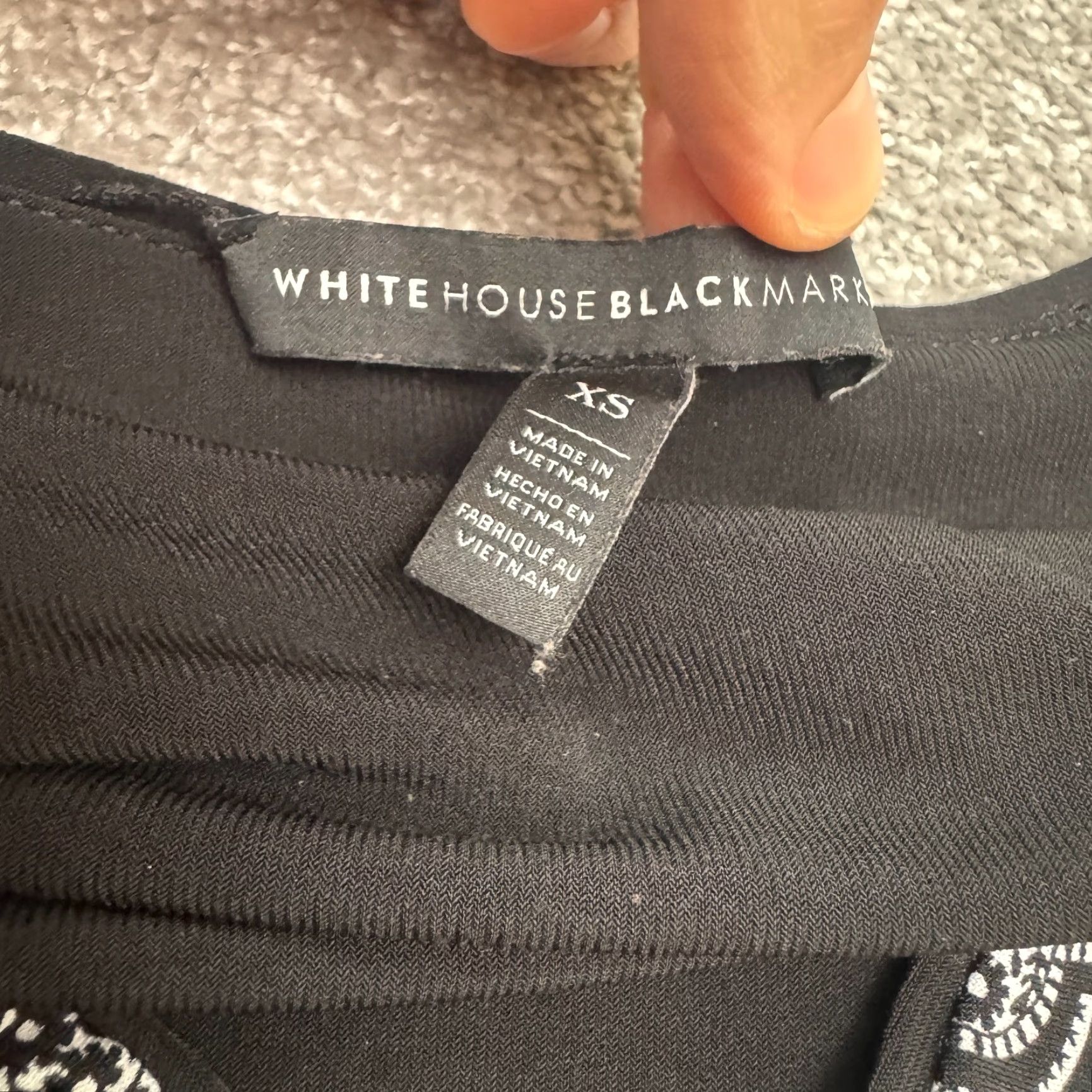 White House Black Market **White House Black Market Geometric V-Neck Midi Shift Dress Women's XS** User: White House Black Market Geometric V-Neck Midi Shift Dress Women's XS Size XS / US 0-2 / IT 36-38 - 4 Thumbnail