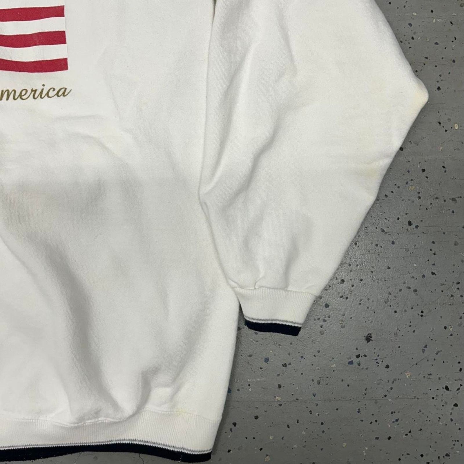 Other VTG White and red United States of America cotton sweatshirt Size US XXL / EU 58 / 5 - 3 Thumbnail