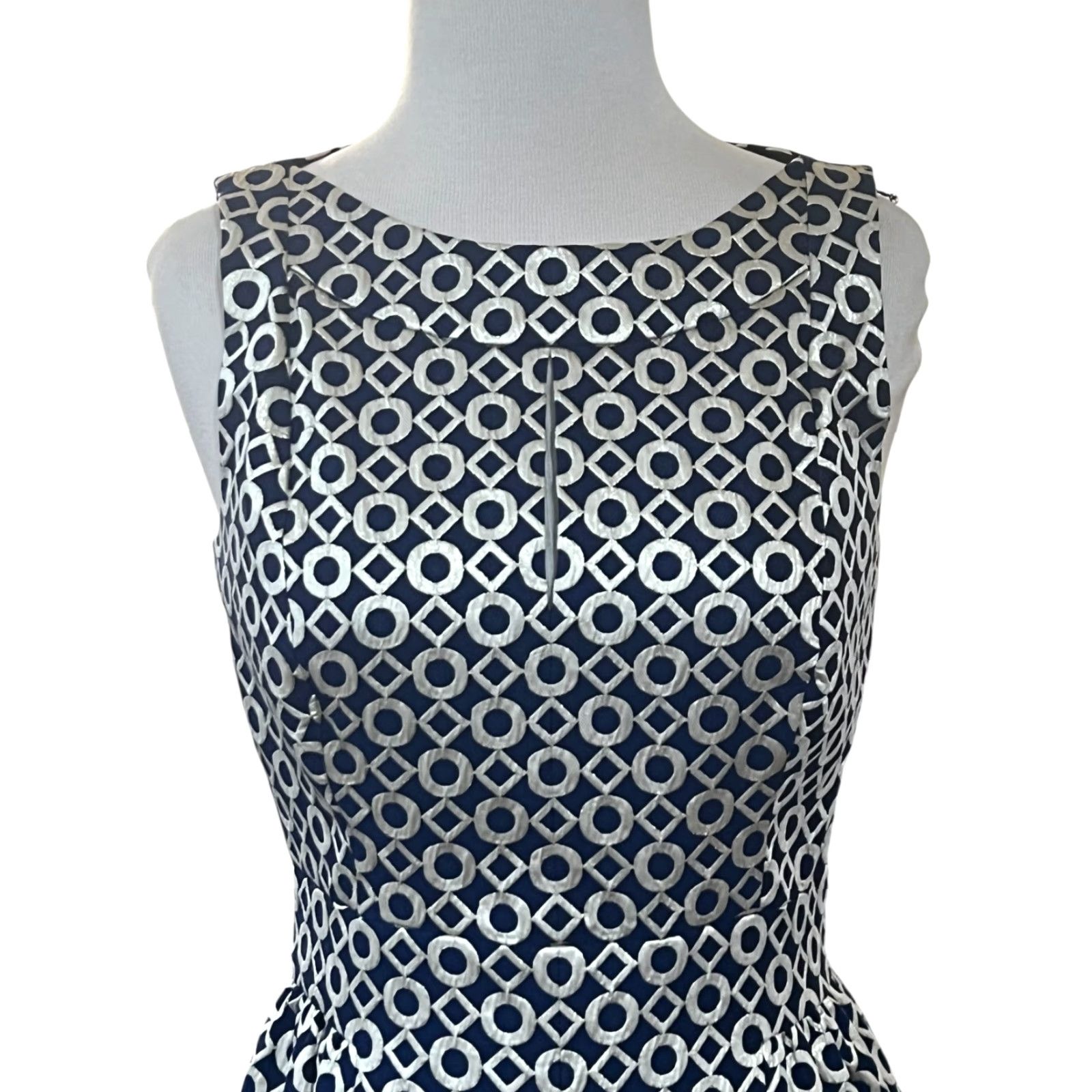 Ralph Lauren Lauren Ralph Lauren Dress Sleeveless Midi Size 2 Navy Blue Champagne Gold Print Womens Size XS / US 0-2 / IT 36-38 - 2 Thumbnail