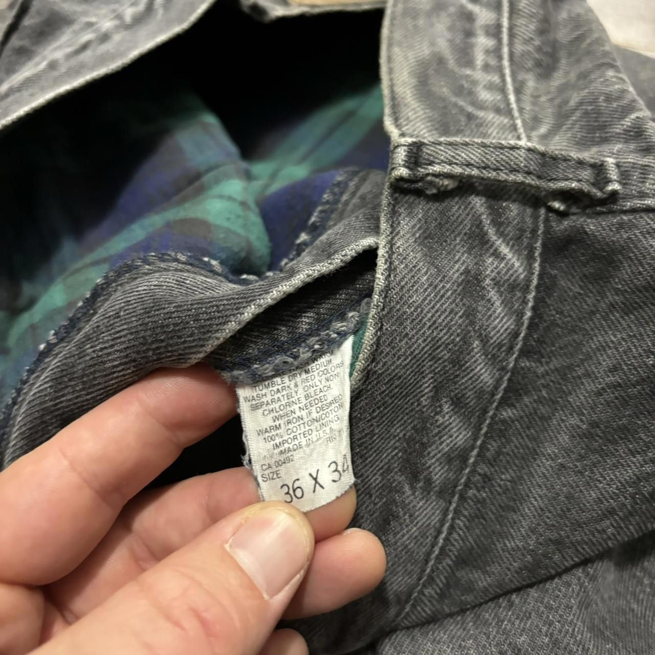 Designer Vintage Light Washed Black L.L. Bean Lined Jeans 36x34 Size US 32 / EU 48 - 8 Thumbnail