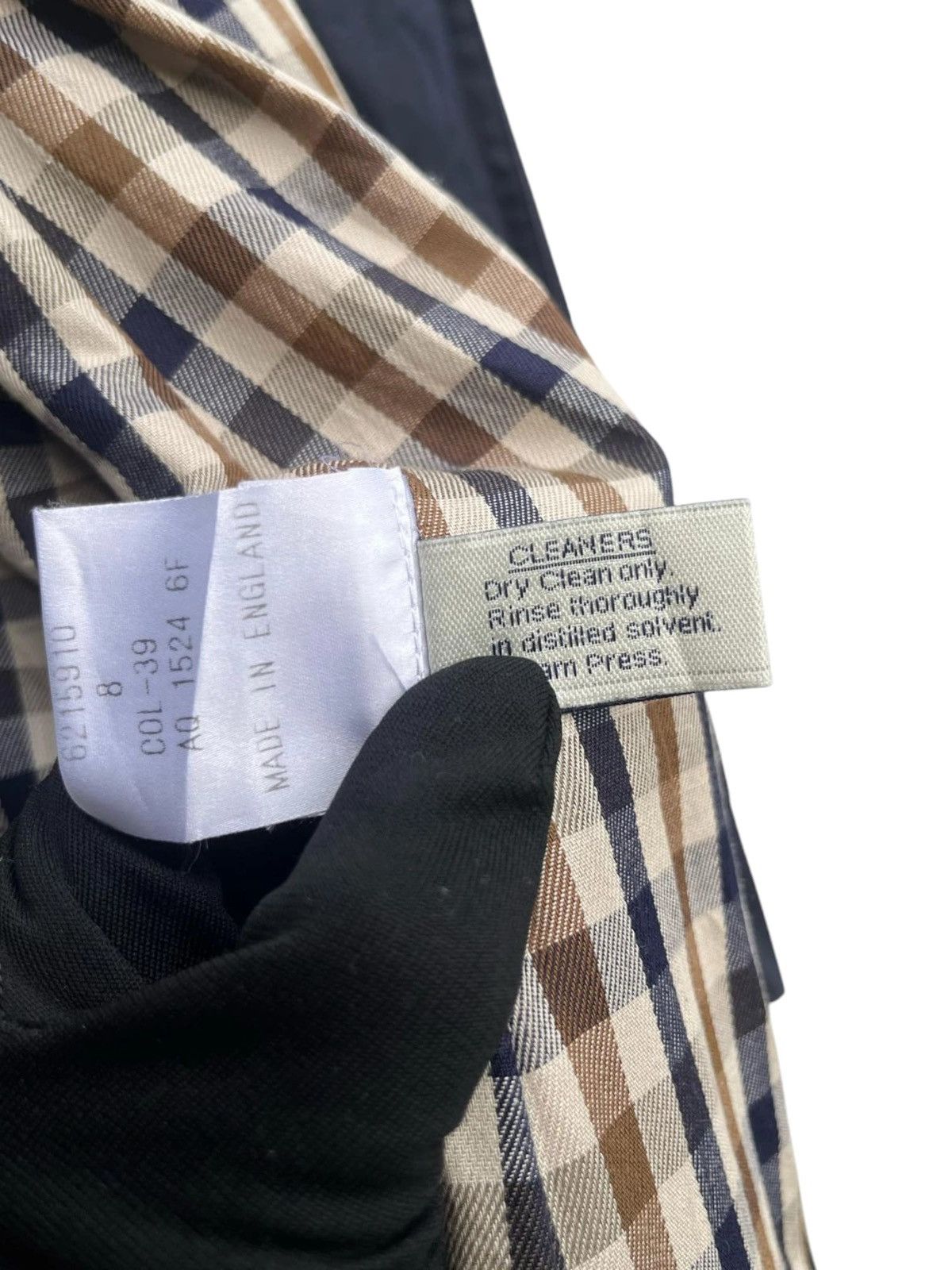 Aquascutum Vintage Aquascutum of London Navy Made in England Long Coat Size S / US 4 / IT 40 - 10 Thumbnail