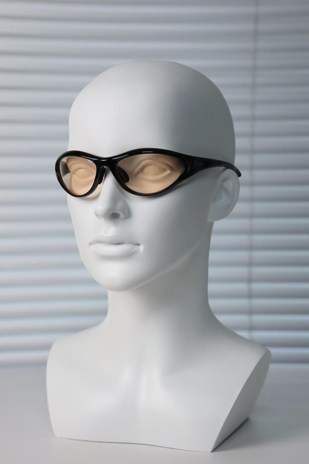 Other Rare Vtg Y2k Avant Garde Cat Eye Black Sunglasses Unisex OS Size ONE SIZE - 3 Thumbnail