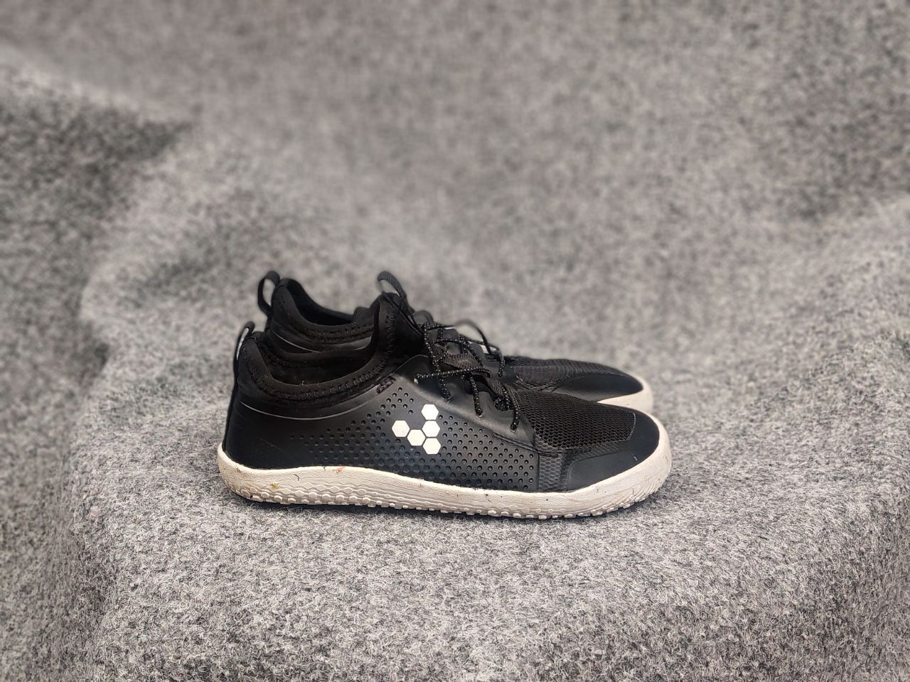 Vivobarefoot Vivobarefoot Primus III Junior trainers Women Sneakers Shoes Size US 4 / IT 34 - 1 Thumbnail