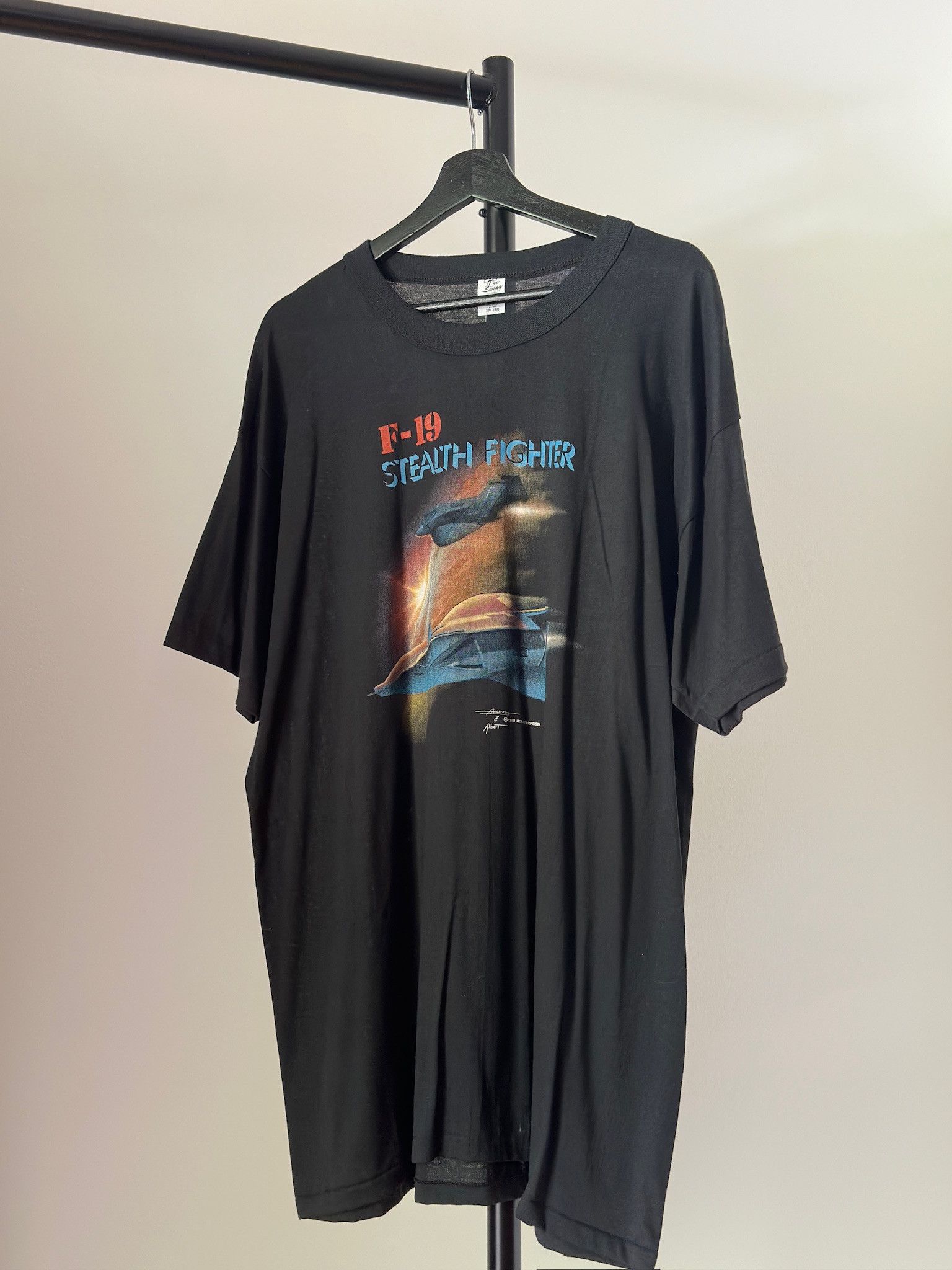Vintage Vintage 1988 F-19 Stealth Fighter T-Shirt Size US XXL / EU 58 / 5 - 1 Thumbnail