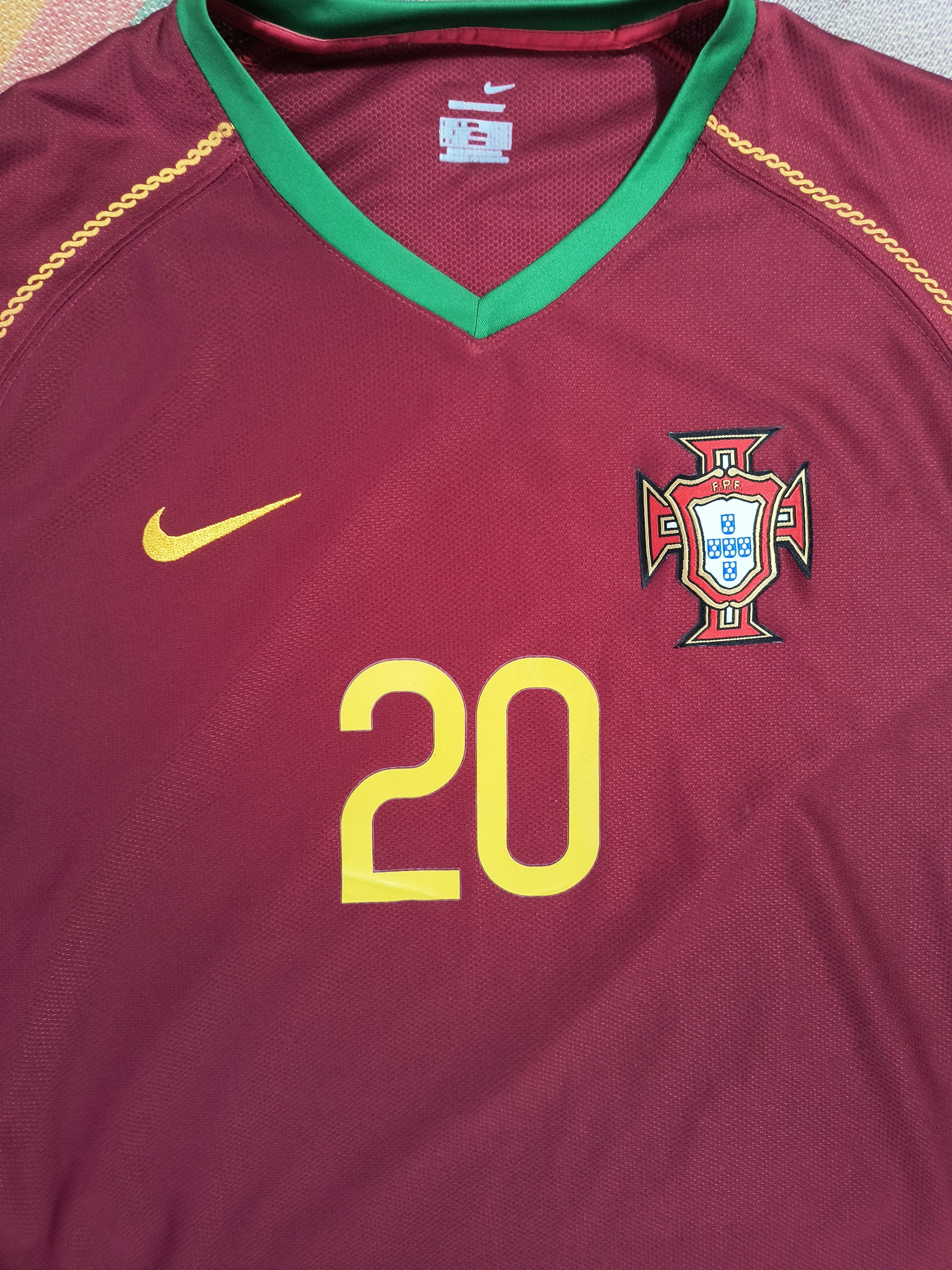 Nike Y2K Nike Portugal Deco #20 2006 soccer decoration jersey Size US M / EU 48-50 / 2 - 1 Thumbnail