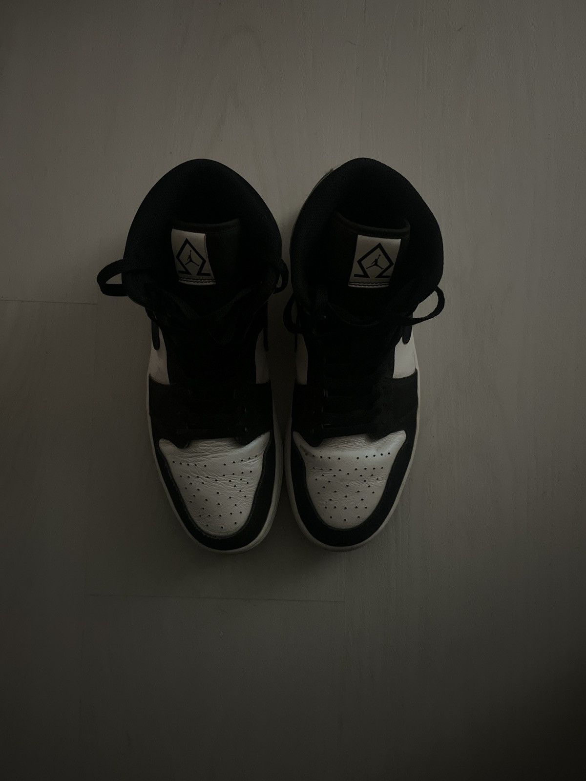 Jordan Brand Air Jordan 1 SE ‘Diamond’ (Offers are available) Size US 10.5 / EU 43-44 - 4 Thumbnail