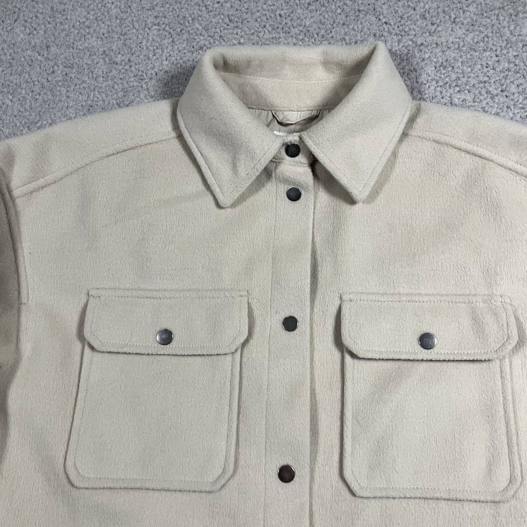 H&M H&M Coat Womens M Beige Shacket Snap Button Front Pockets Jacket Size M / US 6-8 / IT 42-44 - 4 Thumbnail