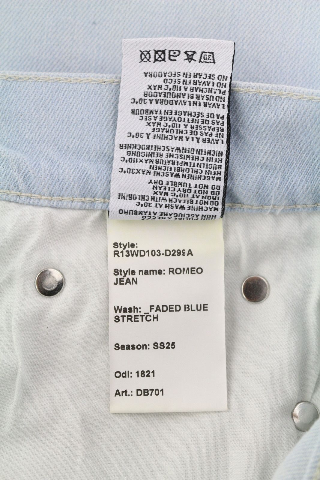 R13 ROMEO 28 Washed Blue Stretch Cropped Zip Fly Jeans 84458 Size 28" / US 6 / IT 42 - 9 Thumbnail