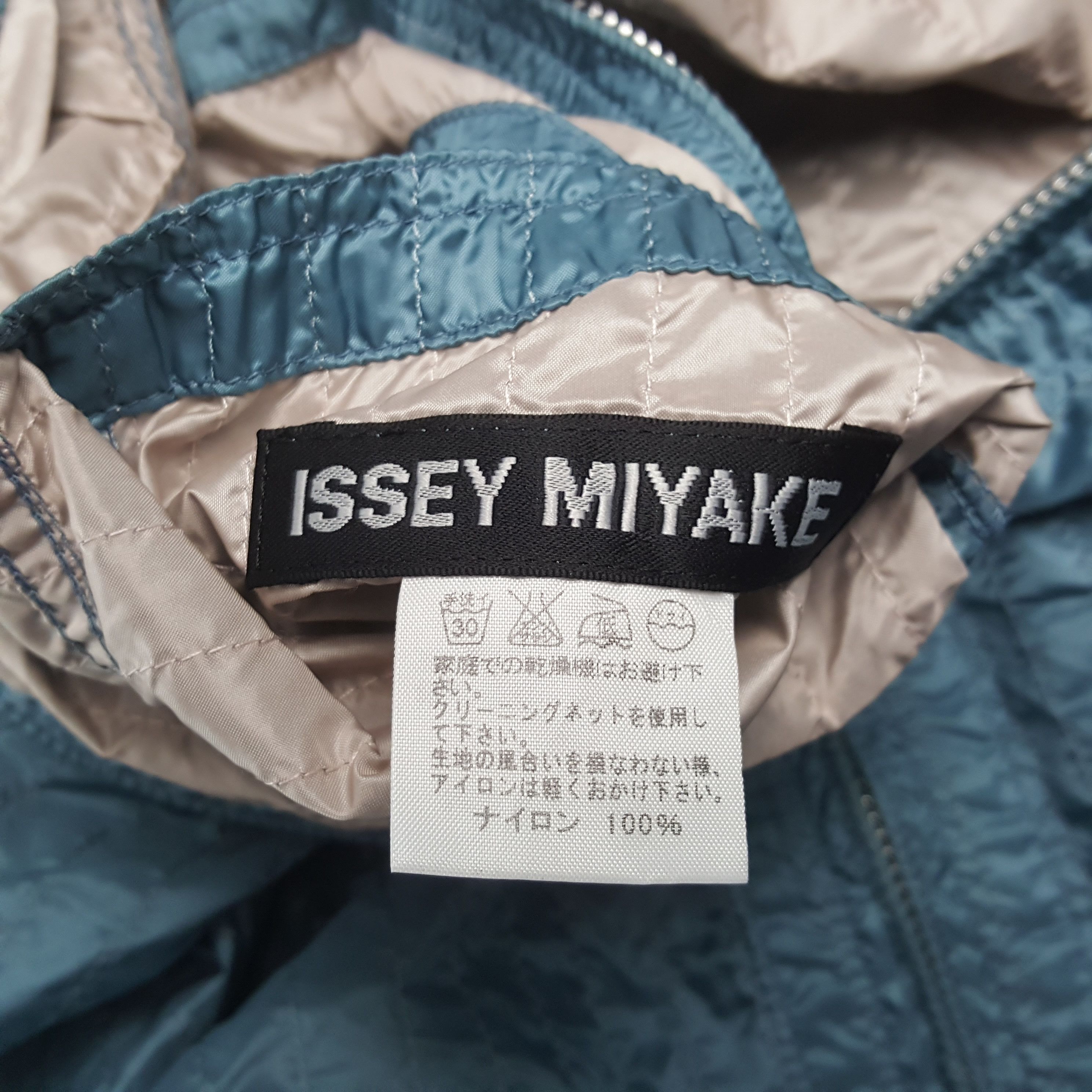 Issey Miyake Issey Miyake Japanese Designer Reversible Jacket C298N9 Size M / US 6-8 / IT 42-44 - 10 Thumbnail