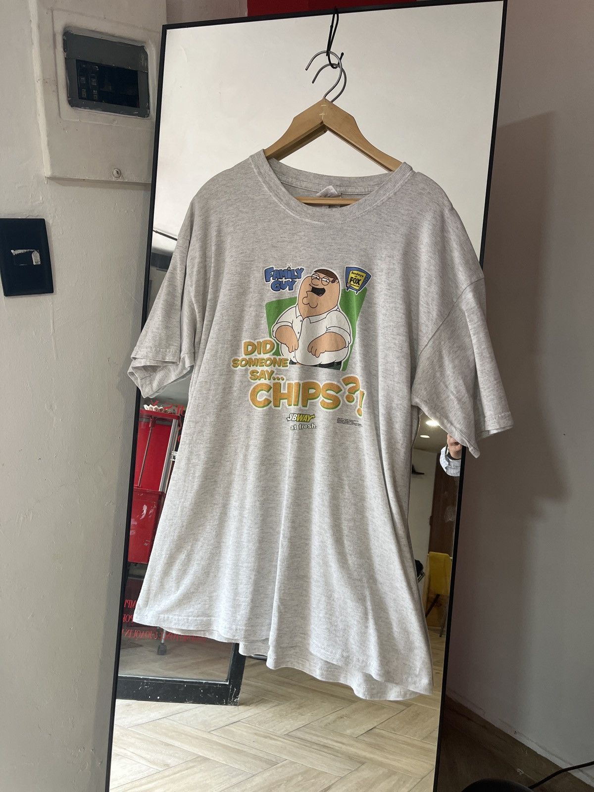Gildan Vintage family guy tee Size US L / EU 52-54 / 3 - 1 Preview