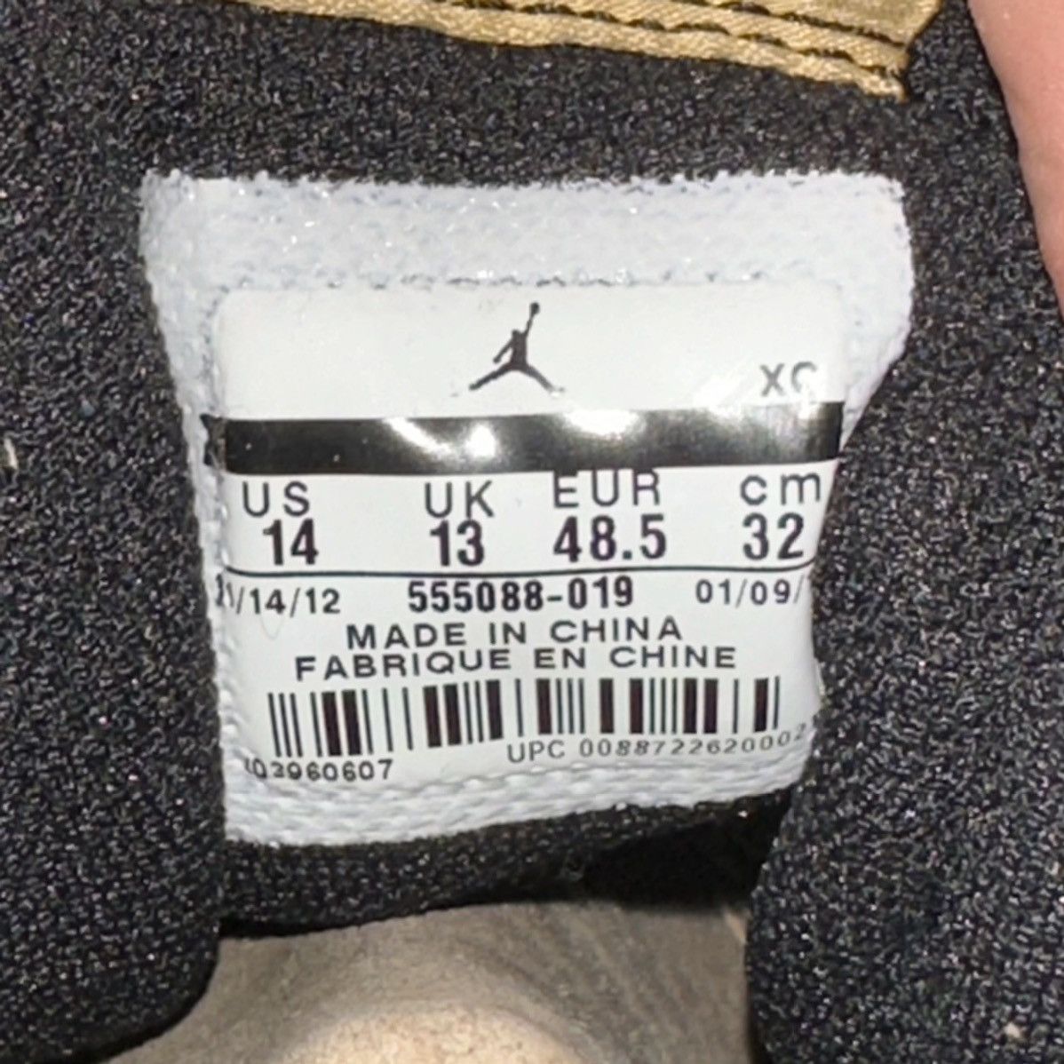 Jordan Brand Size 14 - Nike Jordan 1 Retro High OG Black Gold PL Size US 14 / EU 47 - 6 Thumbnail