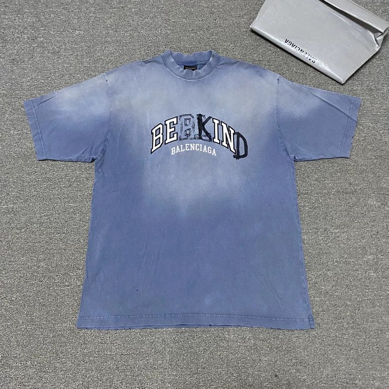 Balenciaga Balenciaga Blue Gradient Washed Short Sleeve Size US XS / EU 42 / 0 - 1 Thumbnail