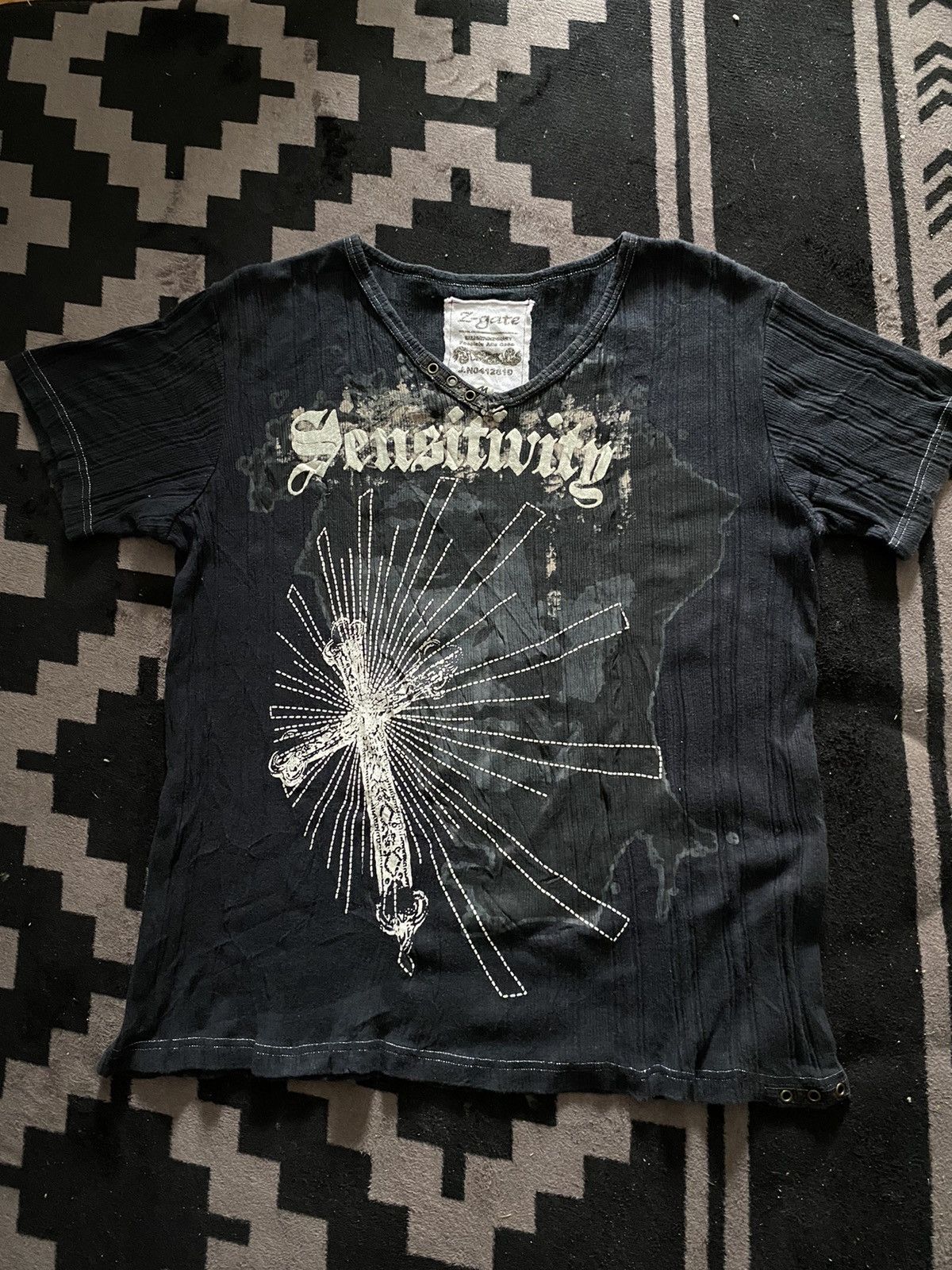 If Six Was Nine × Le Grande Bleu (L.G.B.) × Yasuyuki Ishii Japanese Z-gate sensitivity cross tshirt Size US M / EU 48-50 / 2 - 1 Thumbnail