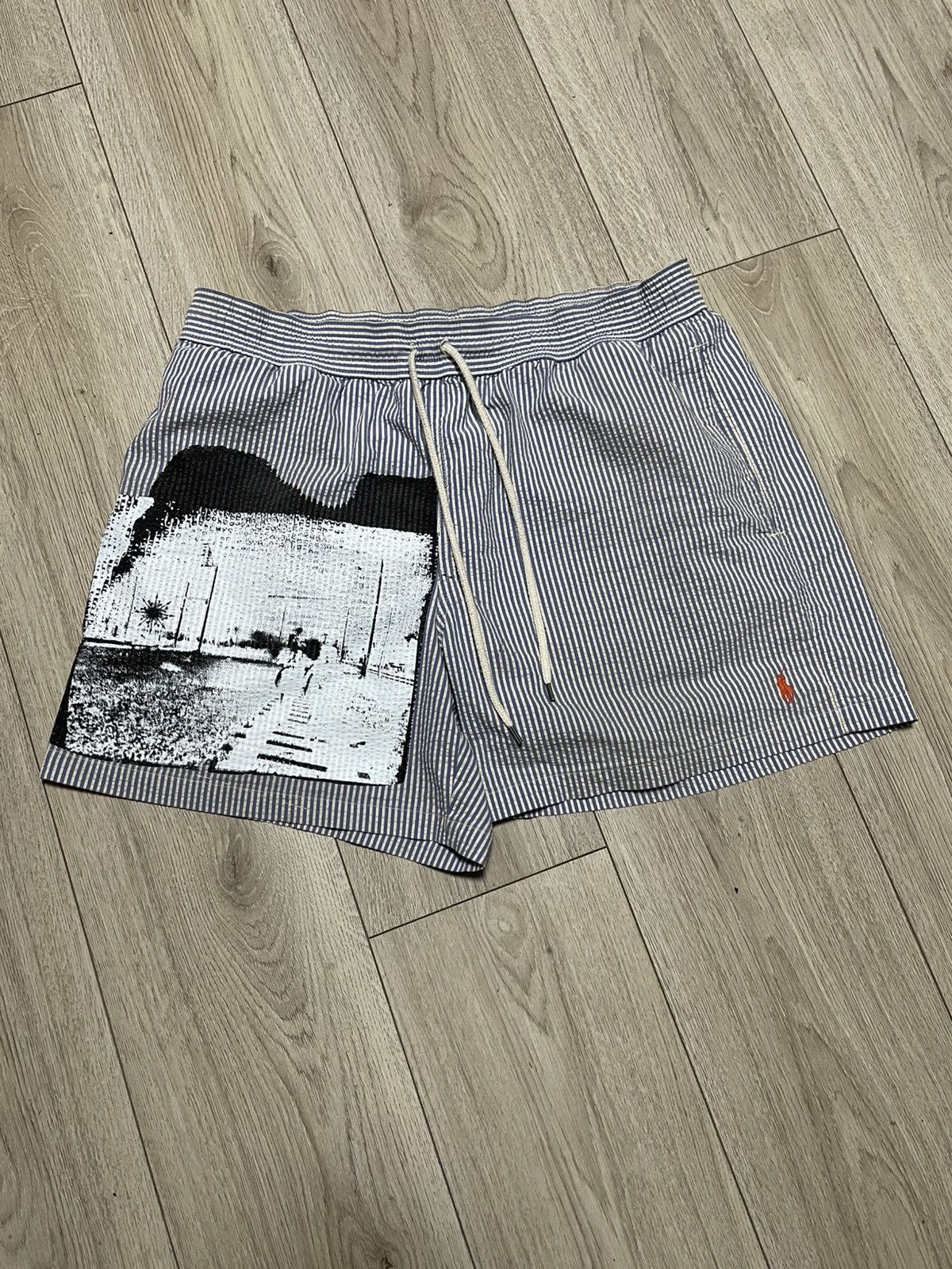 Polo Ralph Lauren Rare Polo Ralph Lauren Custom Striped Swimming Shorts Logo Size US 36 / EU 52 - 1 Thumbnail