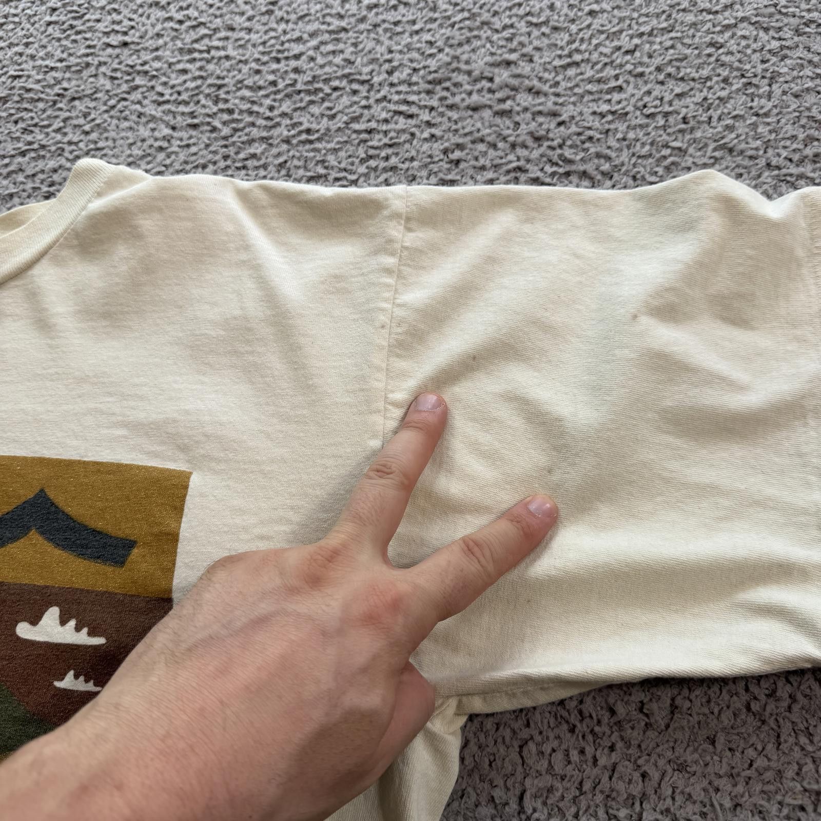 Other Vintage 90s Dolphin T Shirt Beach Nature Single Stitch USA Size US L / EU 52-54 / 3 - 9 Thumbnail