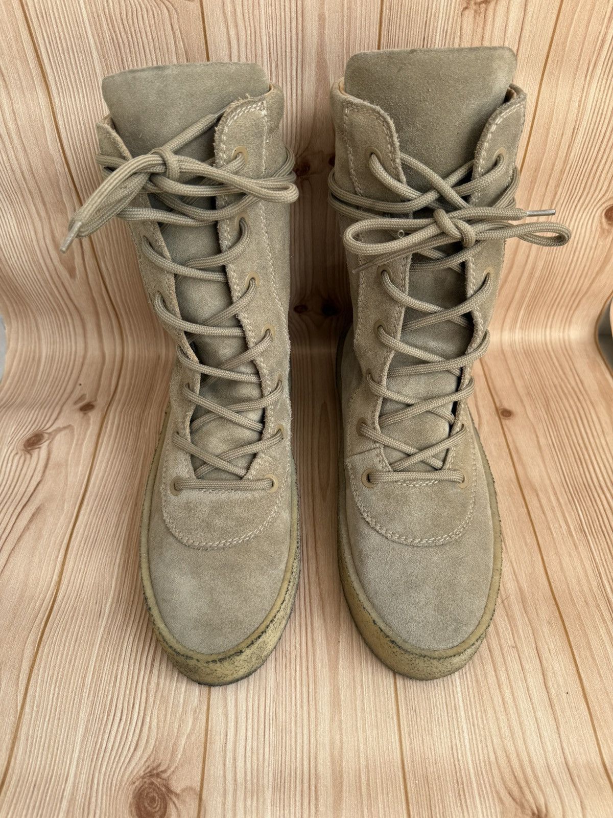 Yeezy Crepe suede boots Size US 10 / EU 43 - 3 Thumbnail