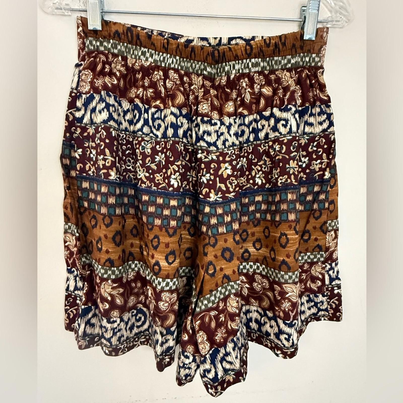 Other Byer California patchwork multi print blue brown shorts SZ M Size 32" / US 10 / IT 46 - 2 Thumbnail