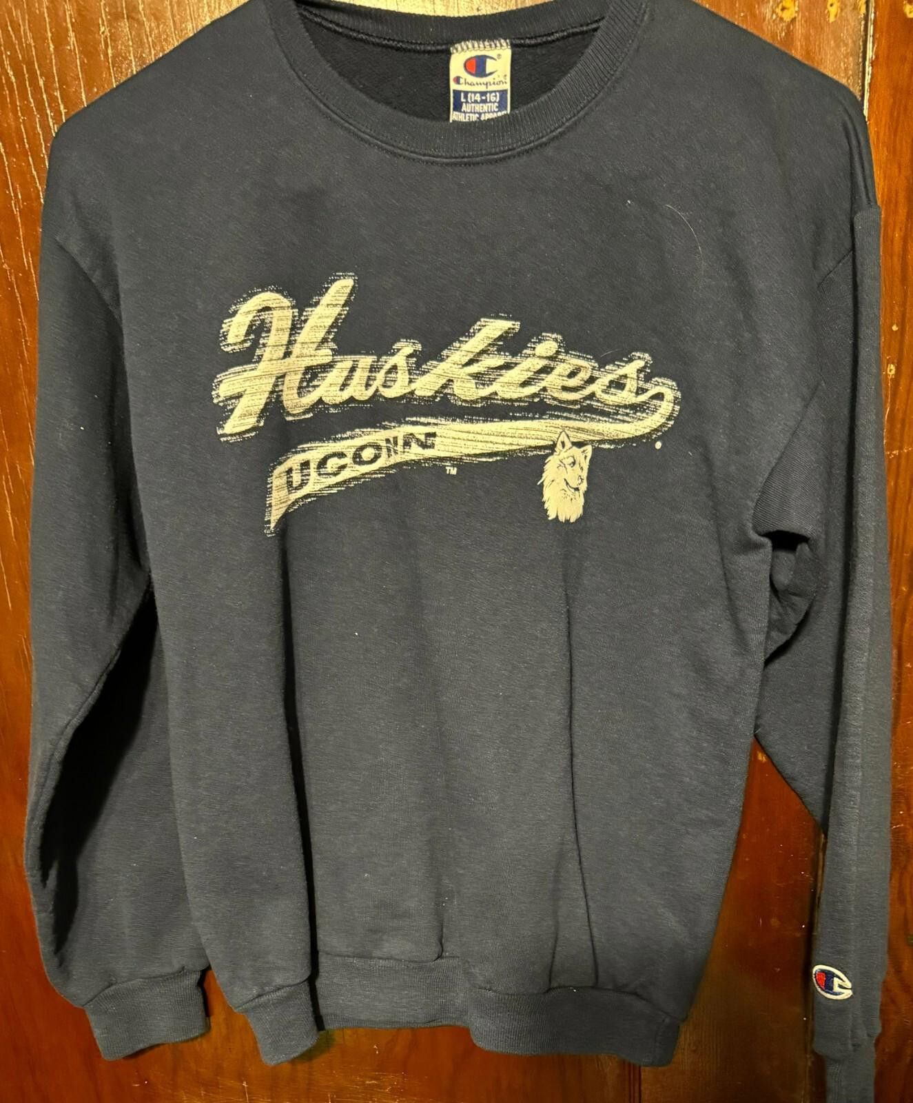 Champion UConn Huskies Champion LS Crewneck Sweatshirt Kids L Blue Size US L / EU 52-54 / 3 - 1 Thumbnail