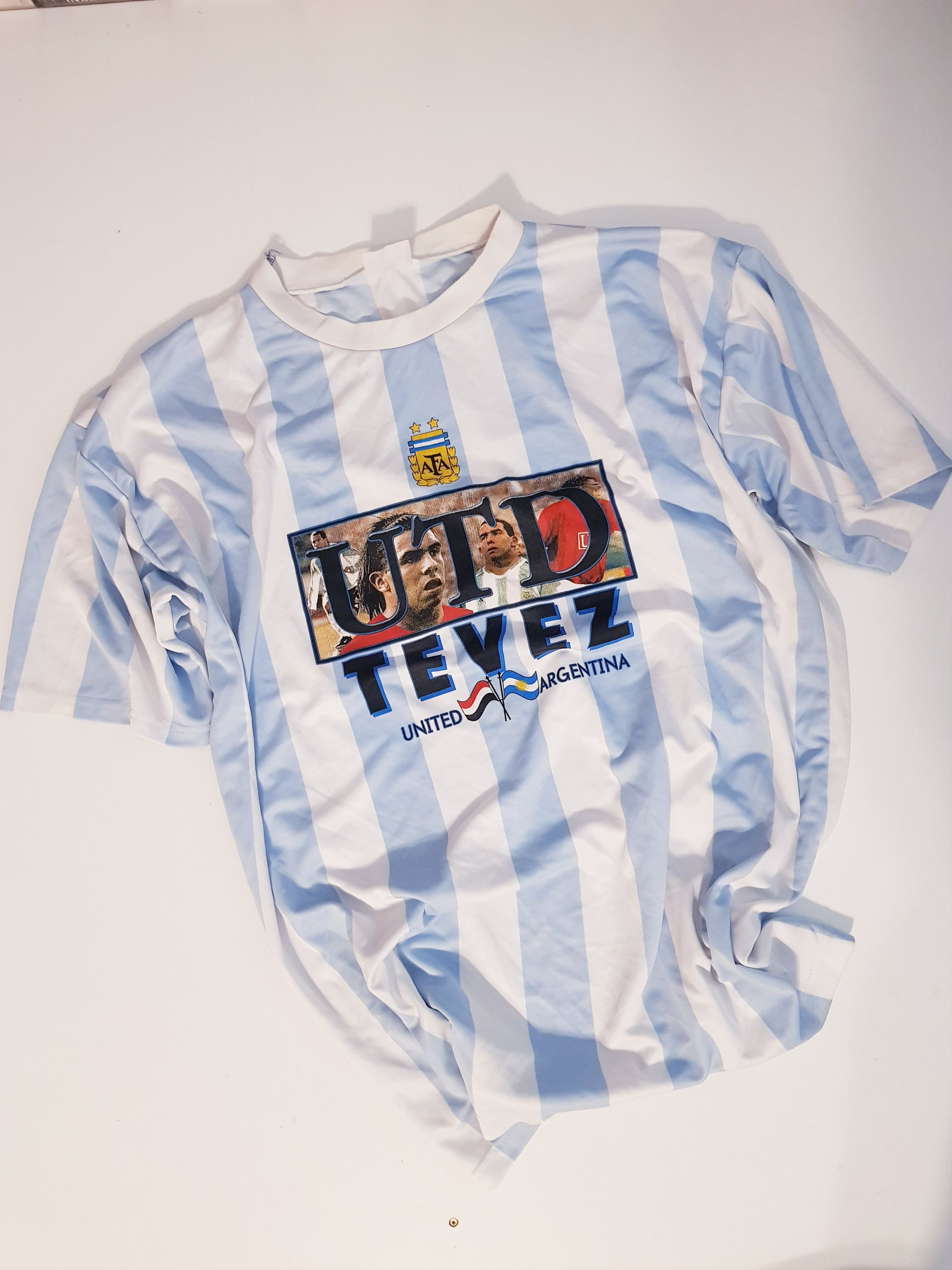 Other Carlos Tevez UTD Argentina Bootleg Fan Tee 2006 AFA Stripe Size US XL / EU 56 / 4 - 1 Thumbnail