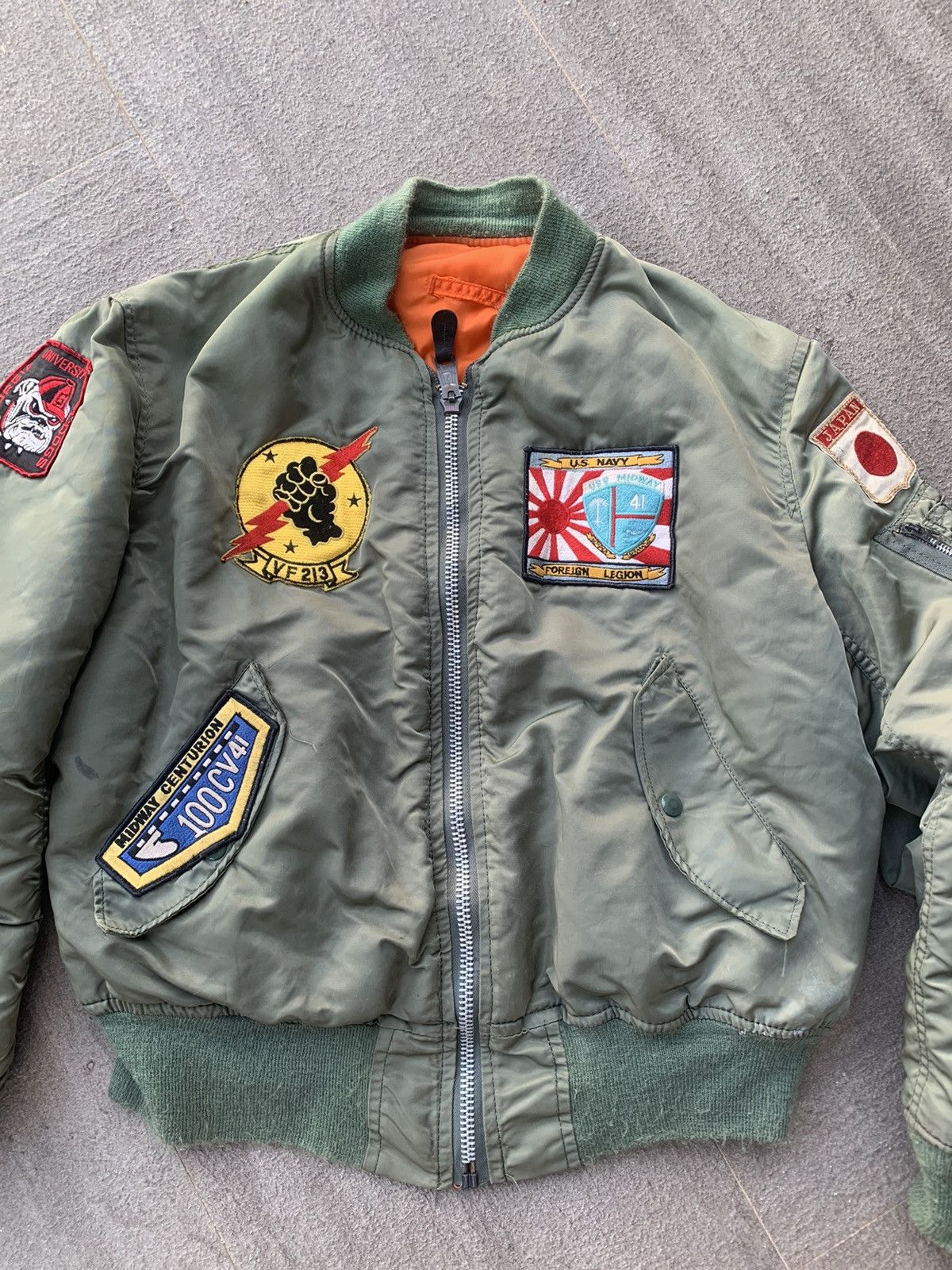 Alpha Industries × Vintage Alpha Industries MA-1 Patches Bomber Jacket Size US M / EU 48-50 / 2 - 2 Thumbnail