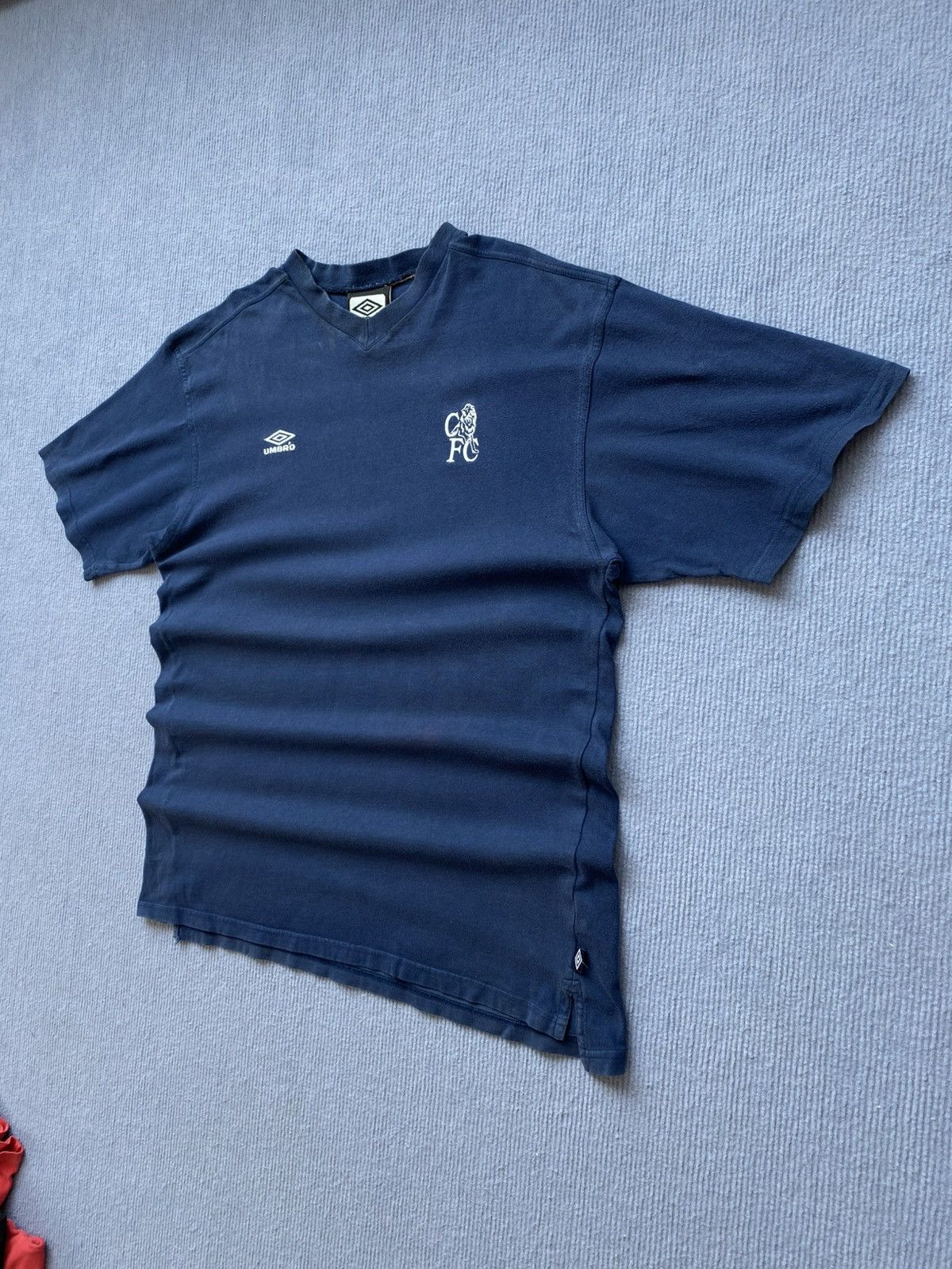 Chelsea Soccer Vintage 00’s Navy Umbro Chelsea Tee✨ Size US L / EU 52-54 / 3 - 2 Thumbnail