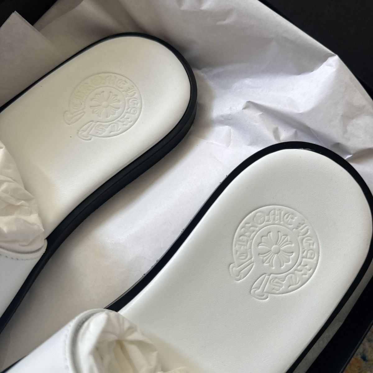 Chrome Hearts Authentic Chrome hearts white leather slides Size US 9 / IT 39 - 5 Thumbnail