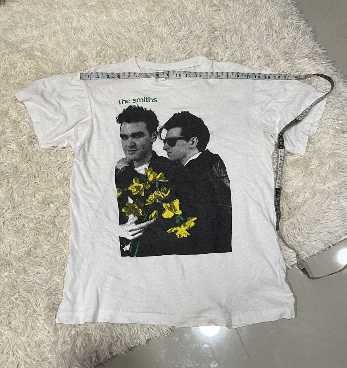 Band Tees Vintage Morrissey and Johnny Mar The Smiths t shirt indie Size US M / EU 48-50 / 2 - 7 Thumbnail