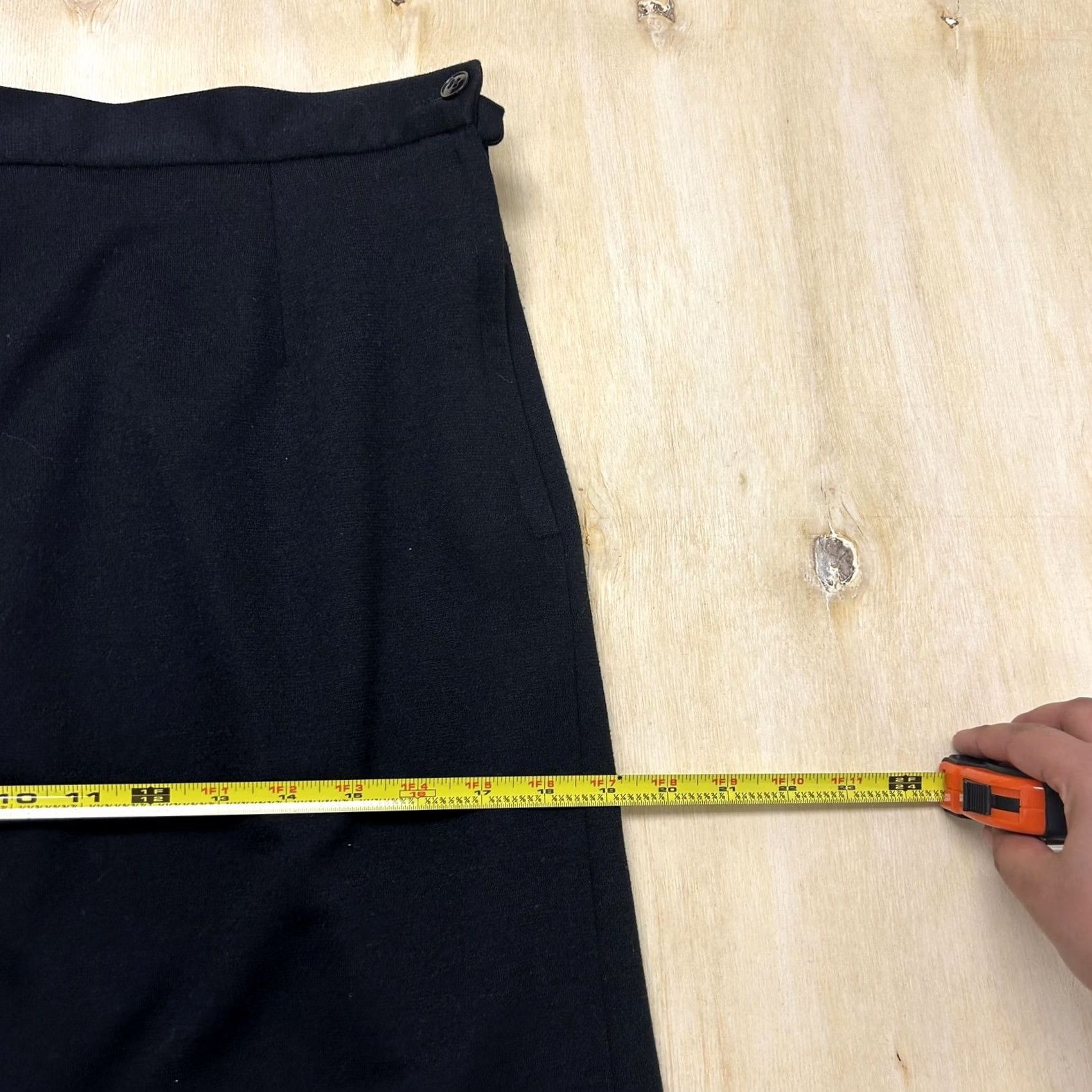 Vintage VINTAGE Black Wool Blend Skirt Womens 14 Solid Pleated Pencil Knee Length Lined Size 36" / US 14 / IT 50 - 5 Thumbnail