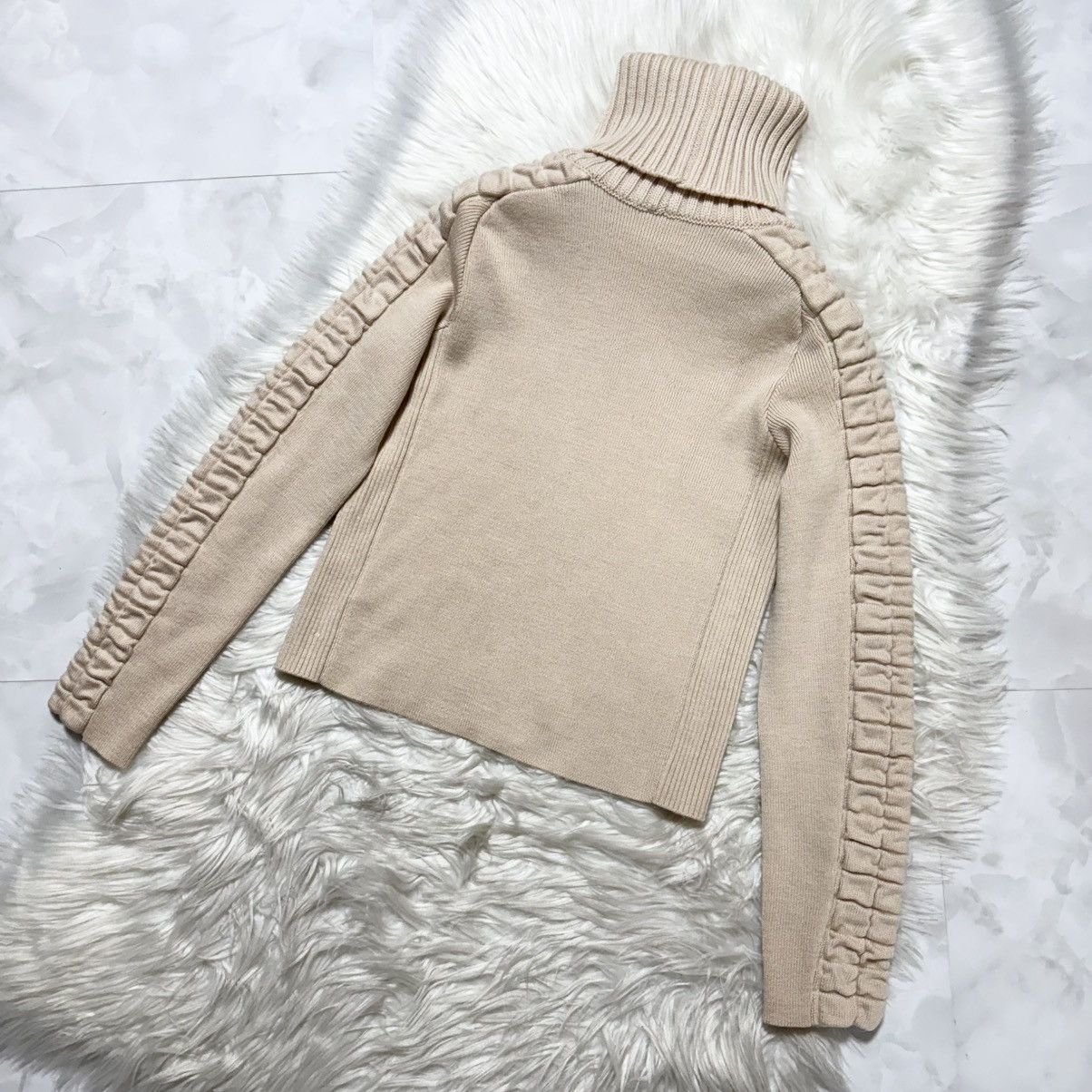 Chanel Authentic Chanel Matelassé Turtleneck Sweater Size S / US 4 / IT 40 - 9 Thumbnail