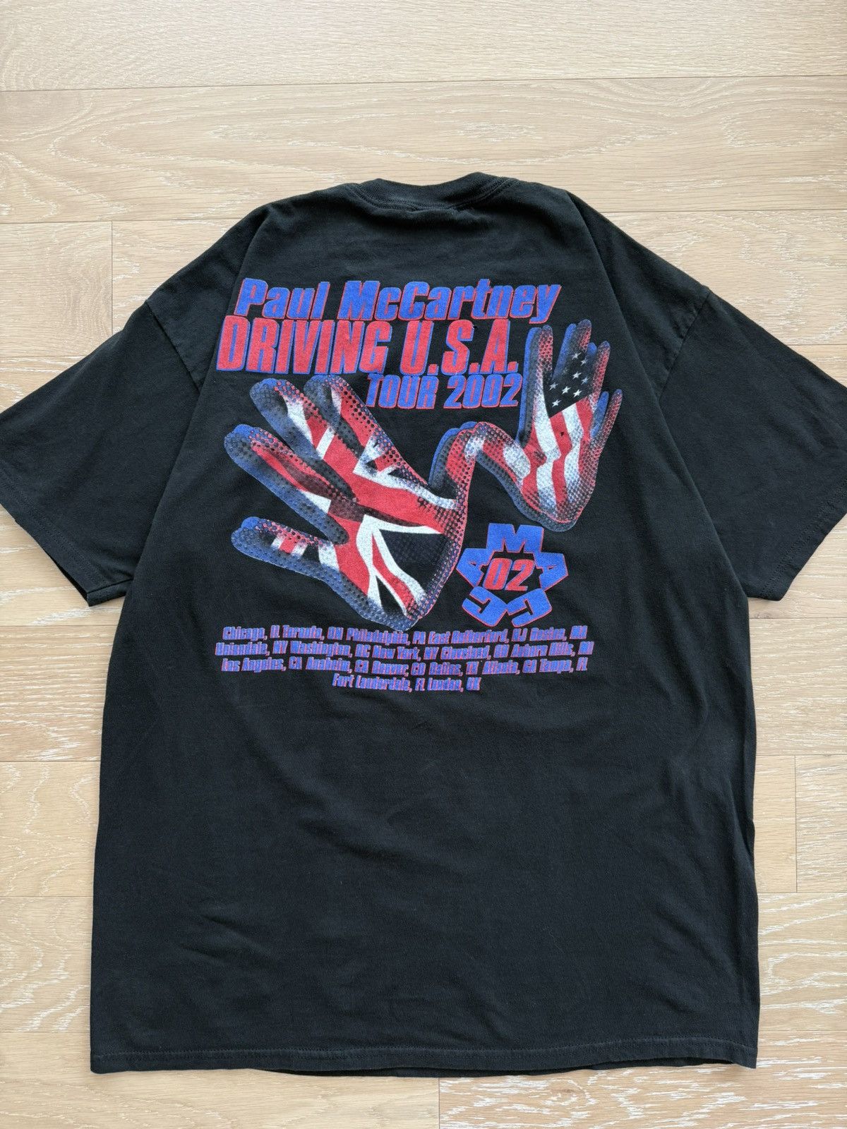 Jerzees Vintage 02 Paul McCartney Driving USA Tour Shirt Size US XL / EU 56 / 4 - 1 Thumbnail