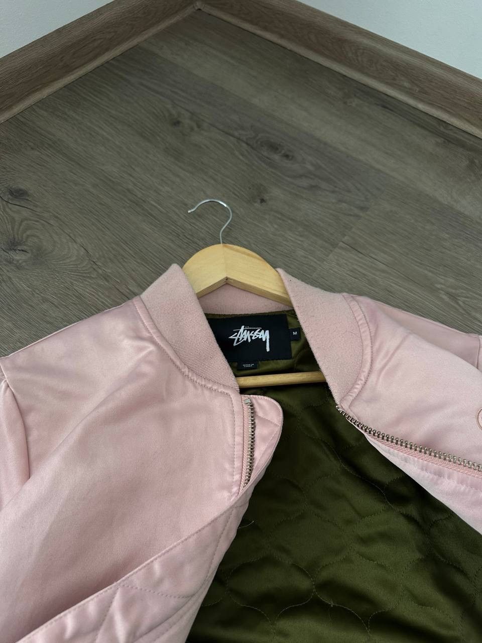 Stussy × Vintage Vintage Stussy Pink Distressed Bomber Jacket Size US M / EU 48-50 / 2 - 15 Thumbnail