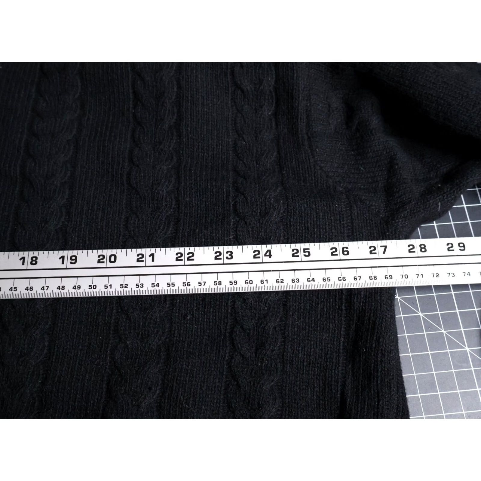Eddie Bauer Eddie Bauer Sweater Men's 2XL Black Lambs Wool Cashmere V-Neck Knit Cable Size US XXL / EU 58 / 5 - 5 Thumbnail