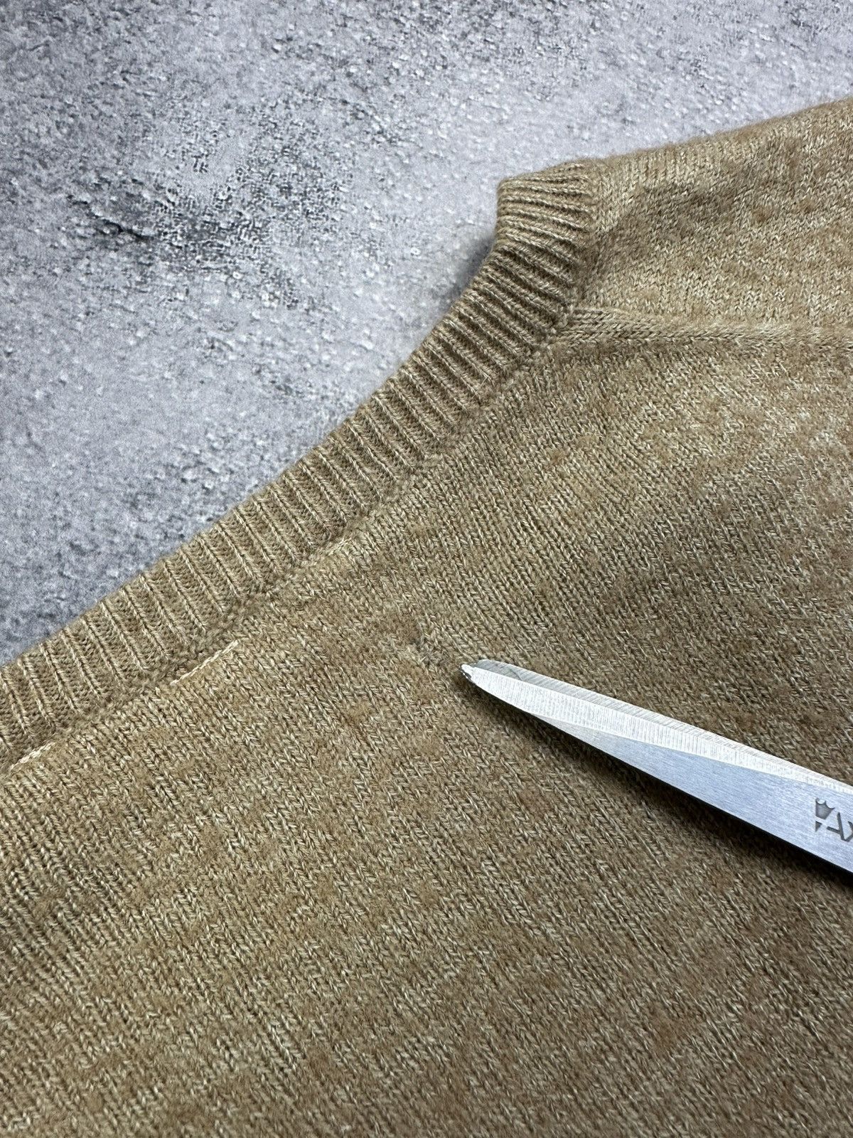 Loro Piana Loro Piana Lana Wool Beige Sweater Vintage Size US S / EU 44-46 / 1 - 16 Thumbnail