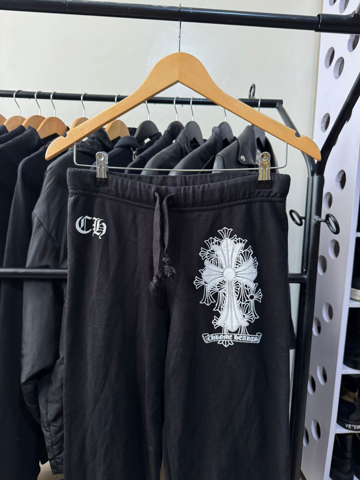 Chrome Hearts Chromehearts multiplecross sweatpants Size US 39 - 5 Thumbnail