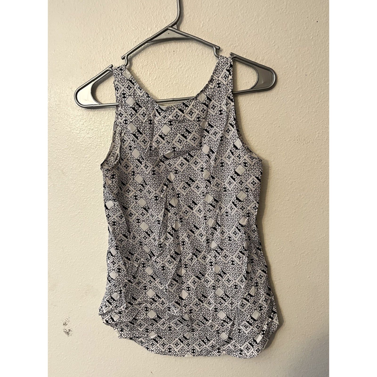 H&M H&M Geometric Print Tank Top Womens Sz 4 Black Round Neck Sleeveless Shirt Blouse Size S / US 4 / IT 40 - 3 Thumbnail