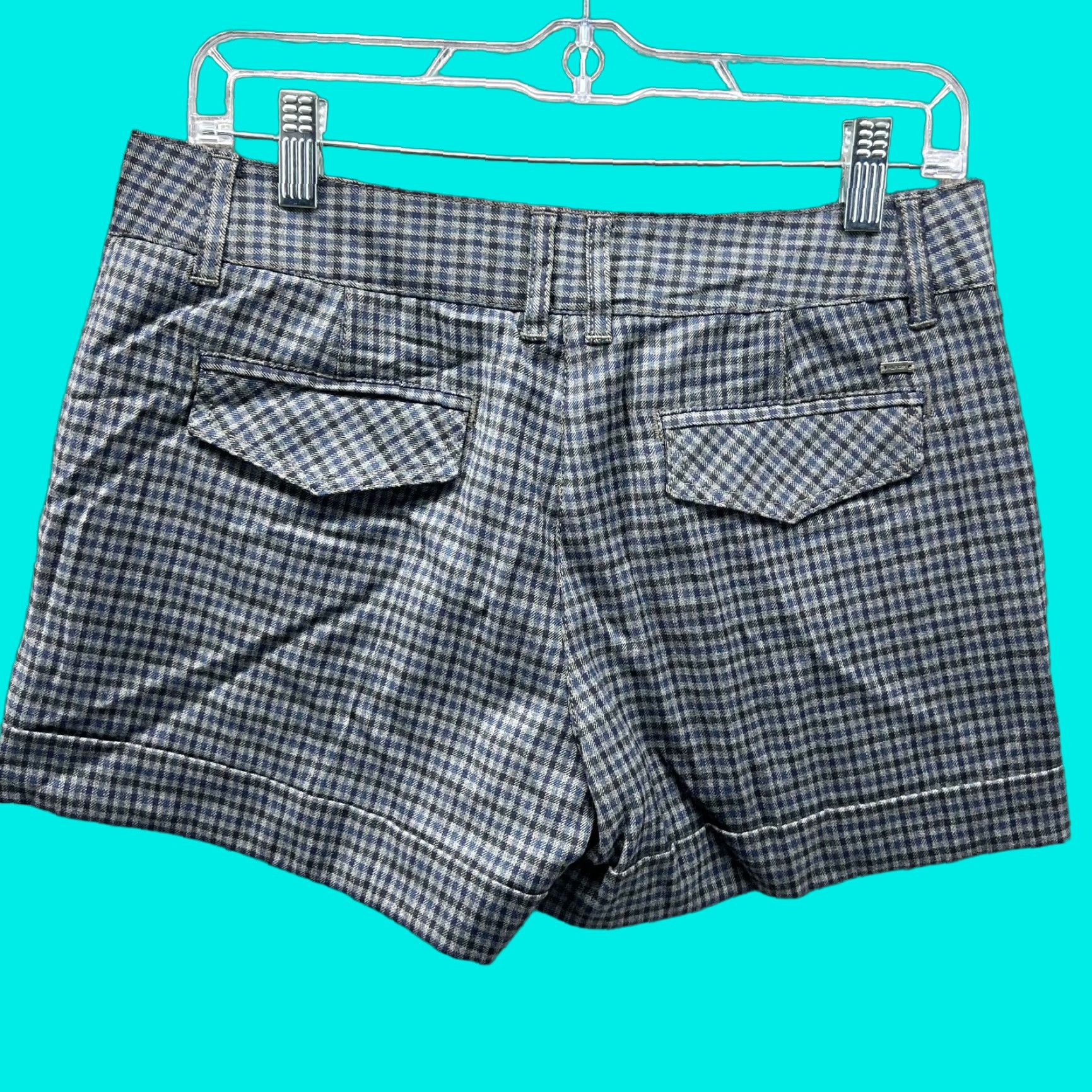 Tommy Hilfiger Tommy Hilfiger Shorts Women 4 Grey Blue Chino Flat Front Preppy Plaid Check Math? Size 27" / US 4 / IT 40 - 1 Thumbnail