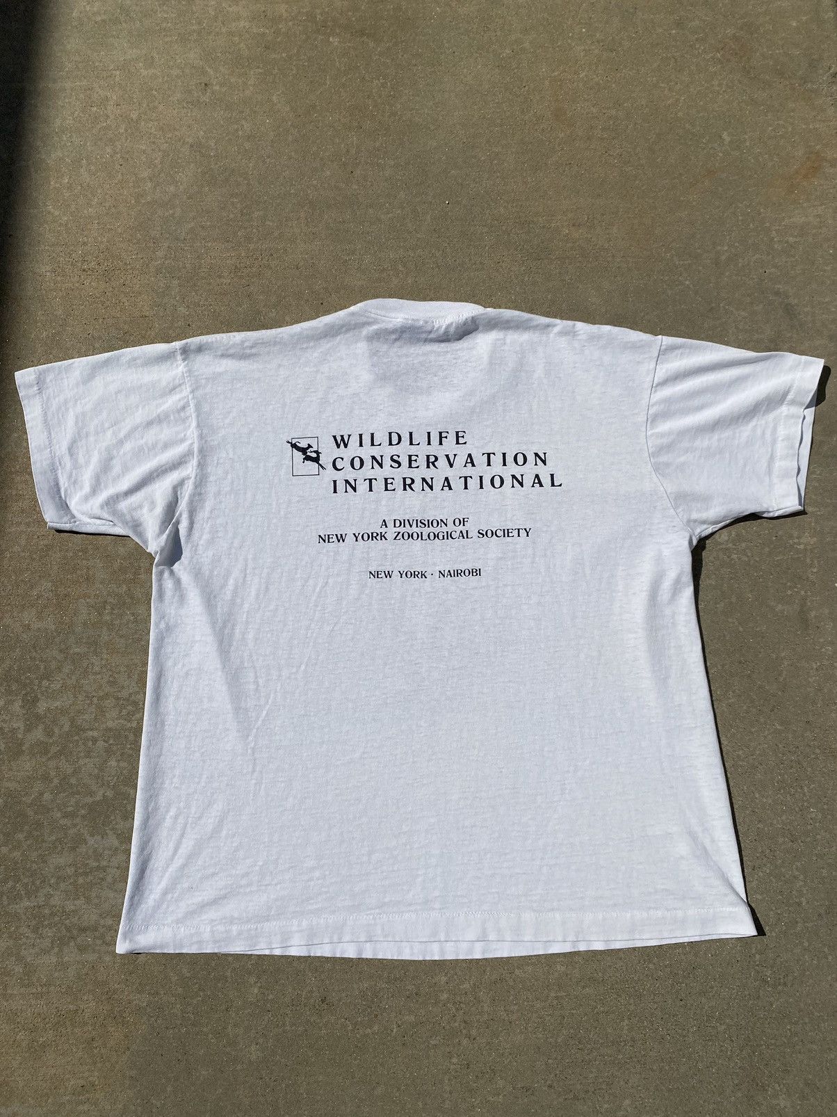 Vintage VINTAGE ‘Protect The Elephant’ Tee Size US M / EU 48-50 / 2 - 5 Thumbnail